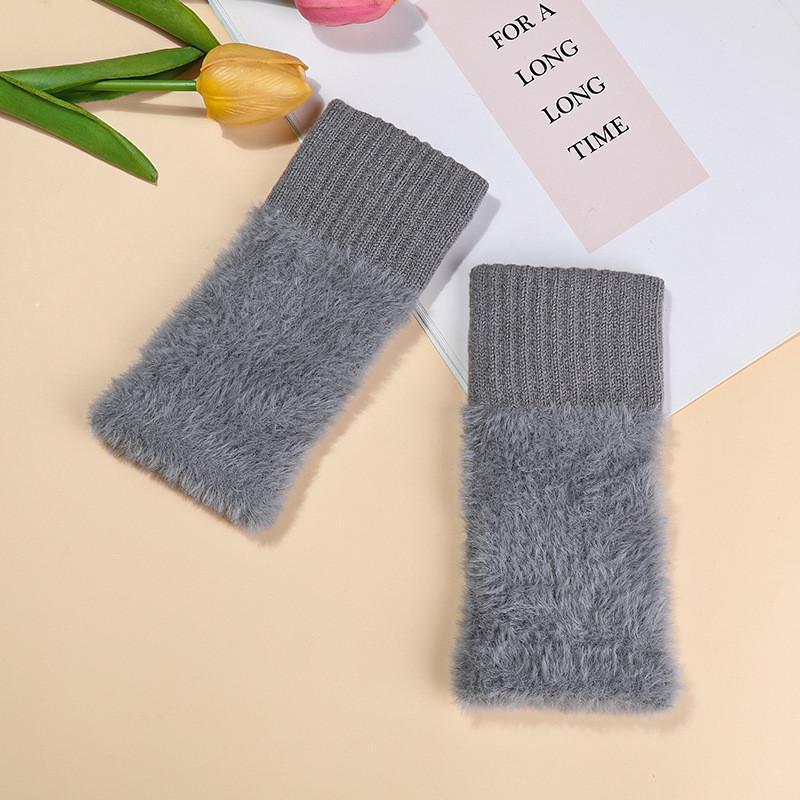 Мітенки з хутром без пальців One size Сірий (2446) - фото 4 Мітенки з хутром без пальців One size Сірий (2446) - фото 4