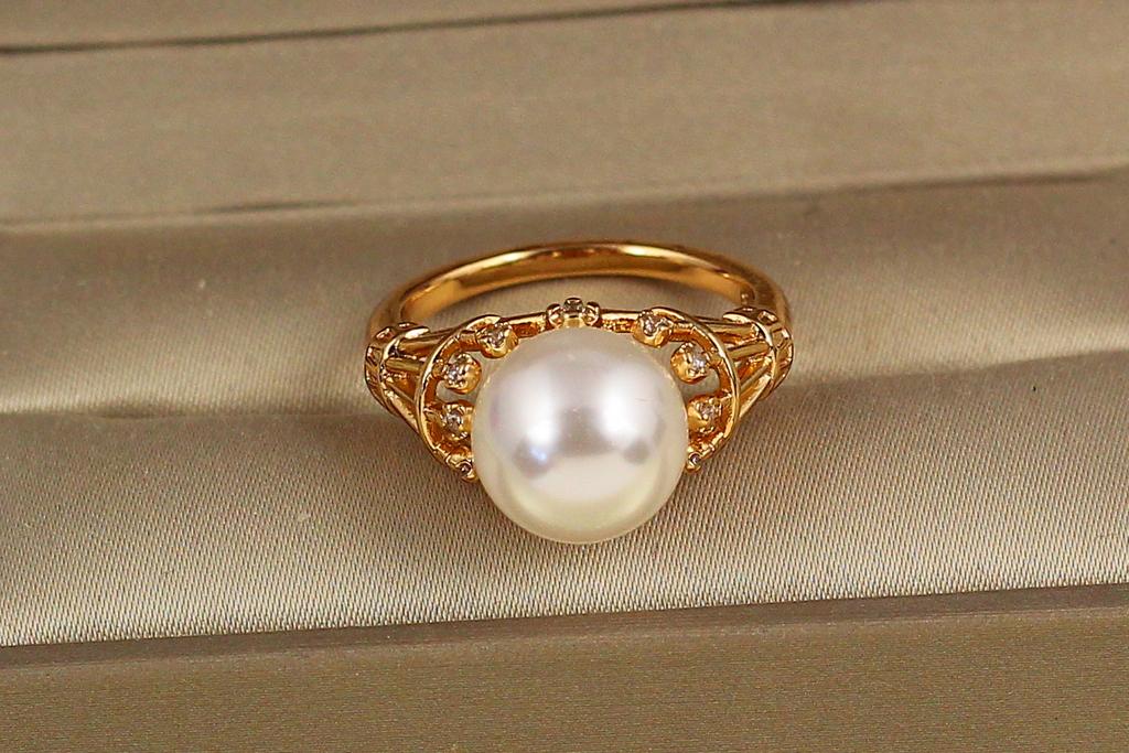 Кольцо Xuping Jewelry шар с жемчужиной р. 18 Золотистый (26491945) Кольцо Xuping Jewelry шар с жемчужиной р. 18 Золотистый (26491945)