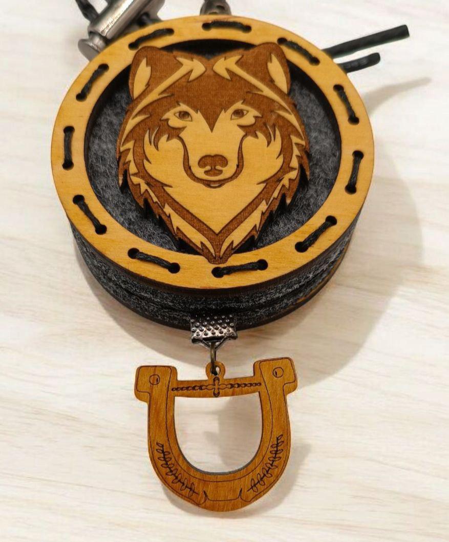 Ароматизатор для авто Mazda из дерева/войлока и аромапарфюм 10 мл (95) - фото 4