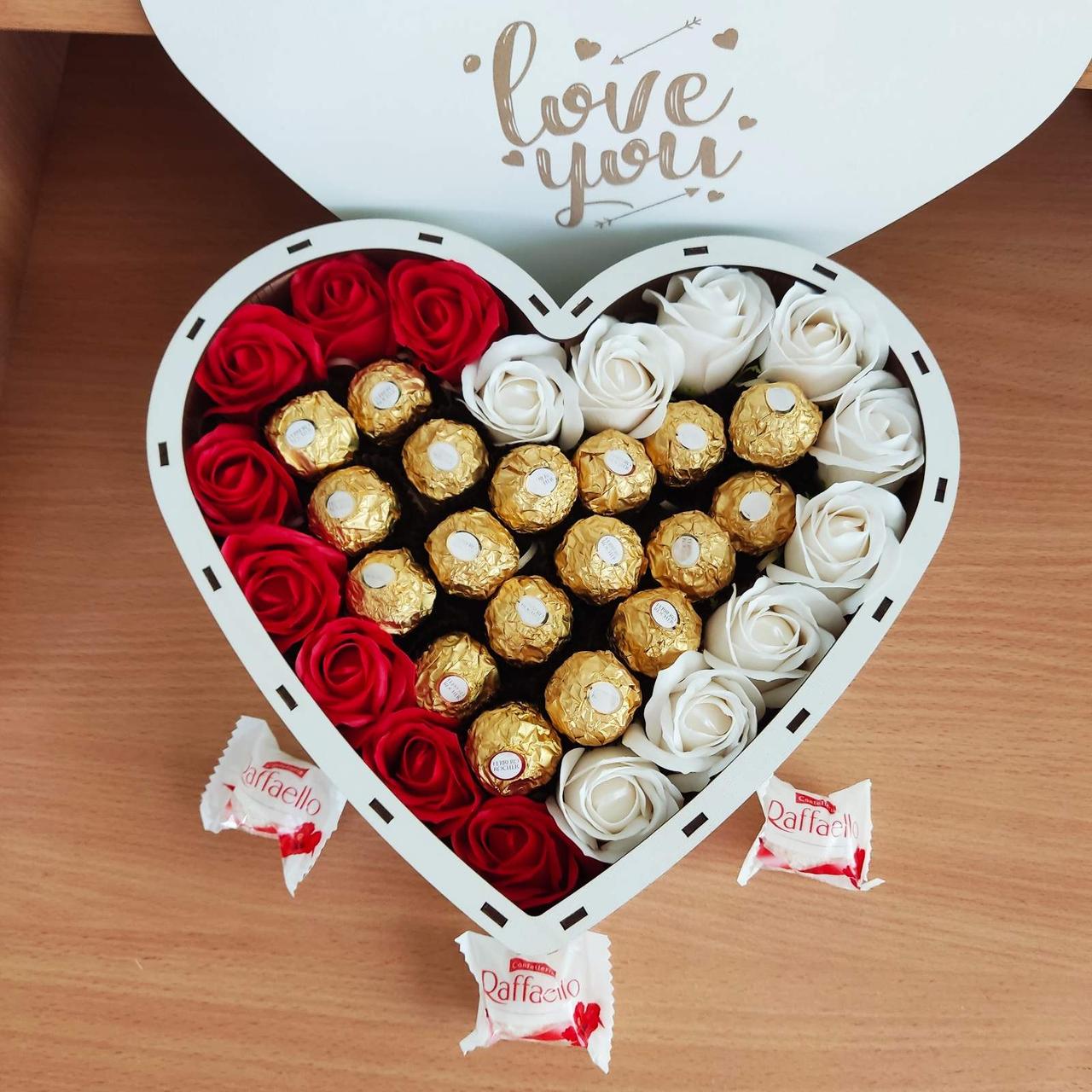 Подарочный бокс с конфетами на день рождения/день влюбленных/8 марта/на праздник ( ar65)