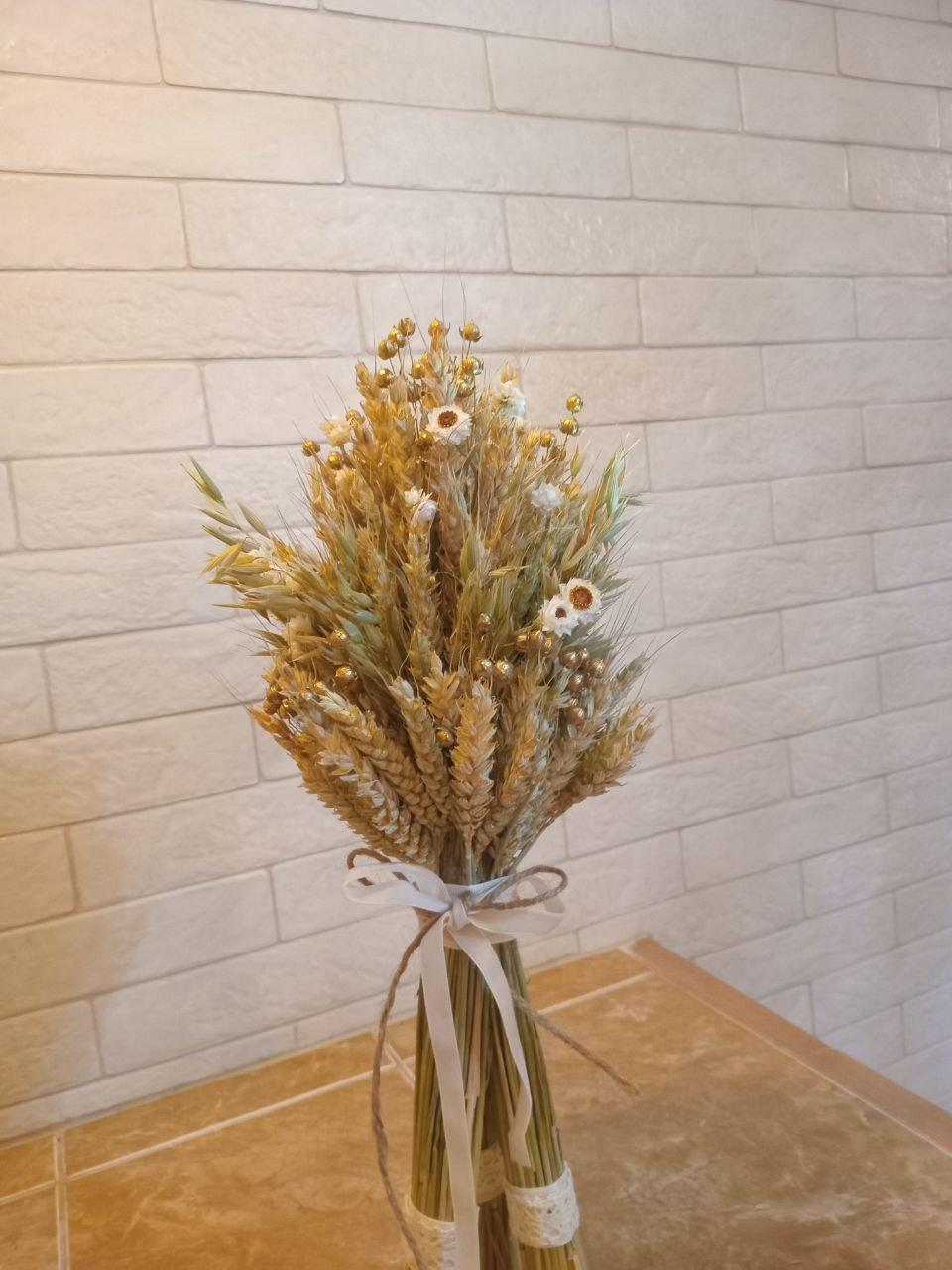 Дидух рождественский из колосья пшеницы/льна и овса на трех ножках 40-45 см с белой лентой (2814661741) - фото 3 Дидух рождественский из колосья пшеницы/льна и овса на трех ножках 40-45 см с белой лентой (2814661741) - фото 3