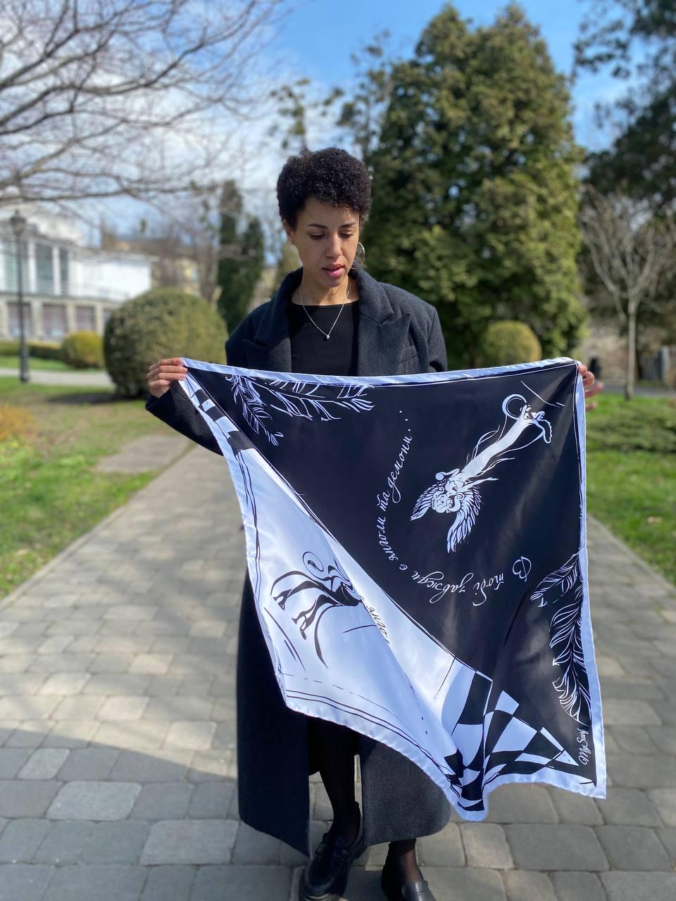 Хустка дизайнерська My Scarf Янголи та демони 90х90 см (35280087) Хустка дизайнерська My Scarf Янголи та демони 90х90 см (35280087)