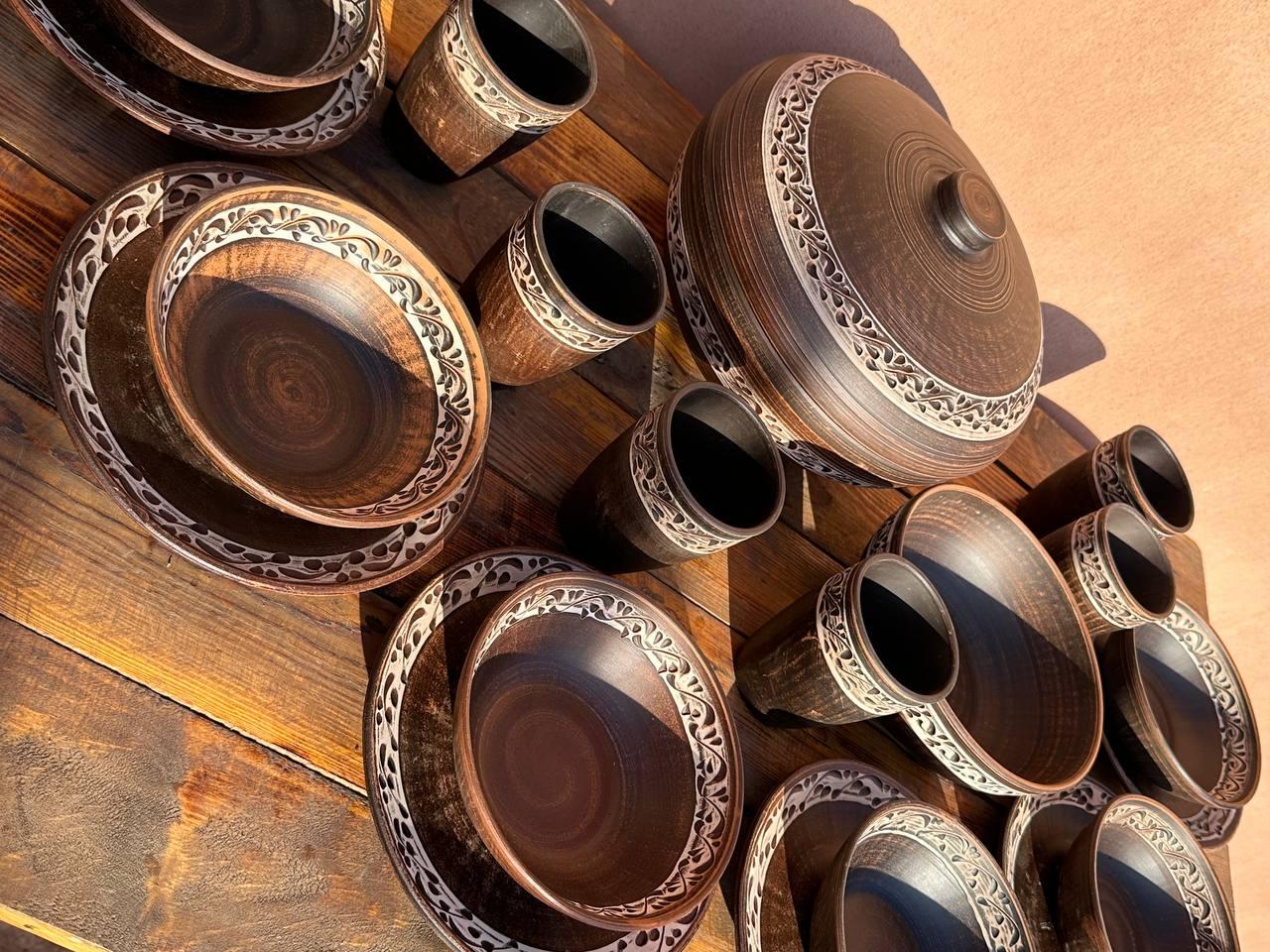 Набір посуду із червоної глини Родина - фото 2