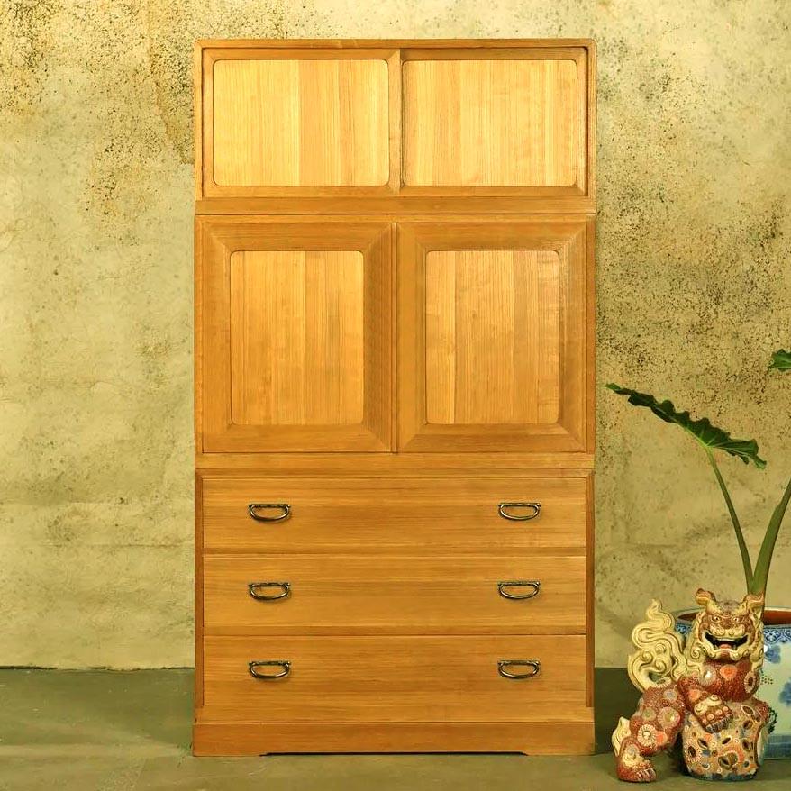 Комод тансу из дерева Фридрих Карри (КТУ-007003) Комод тансу из дерева Фридрих Карри (КТУ-007003)