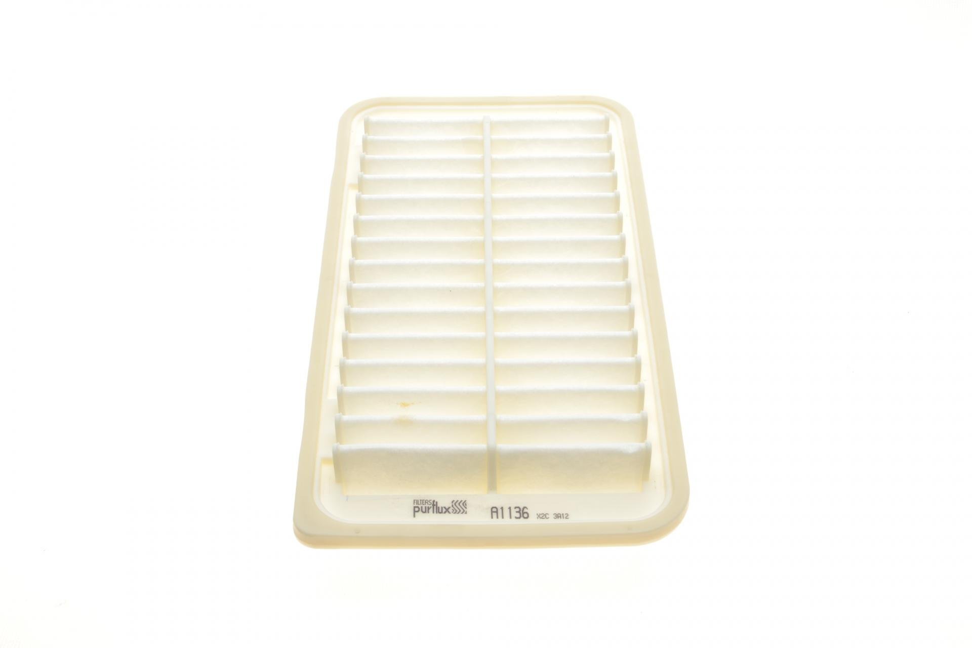 Фильтр воздушный PURFLUX для Toyota Corolla 01-09- (A1136)