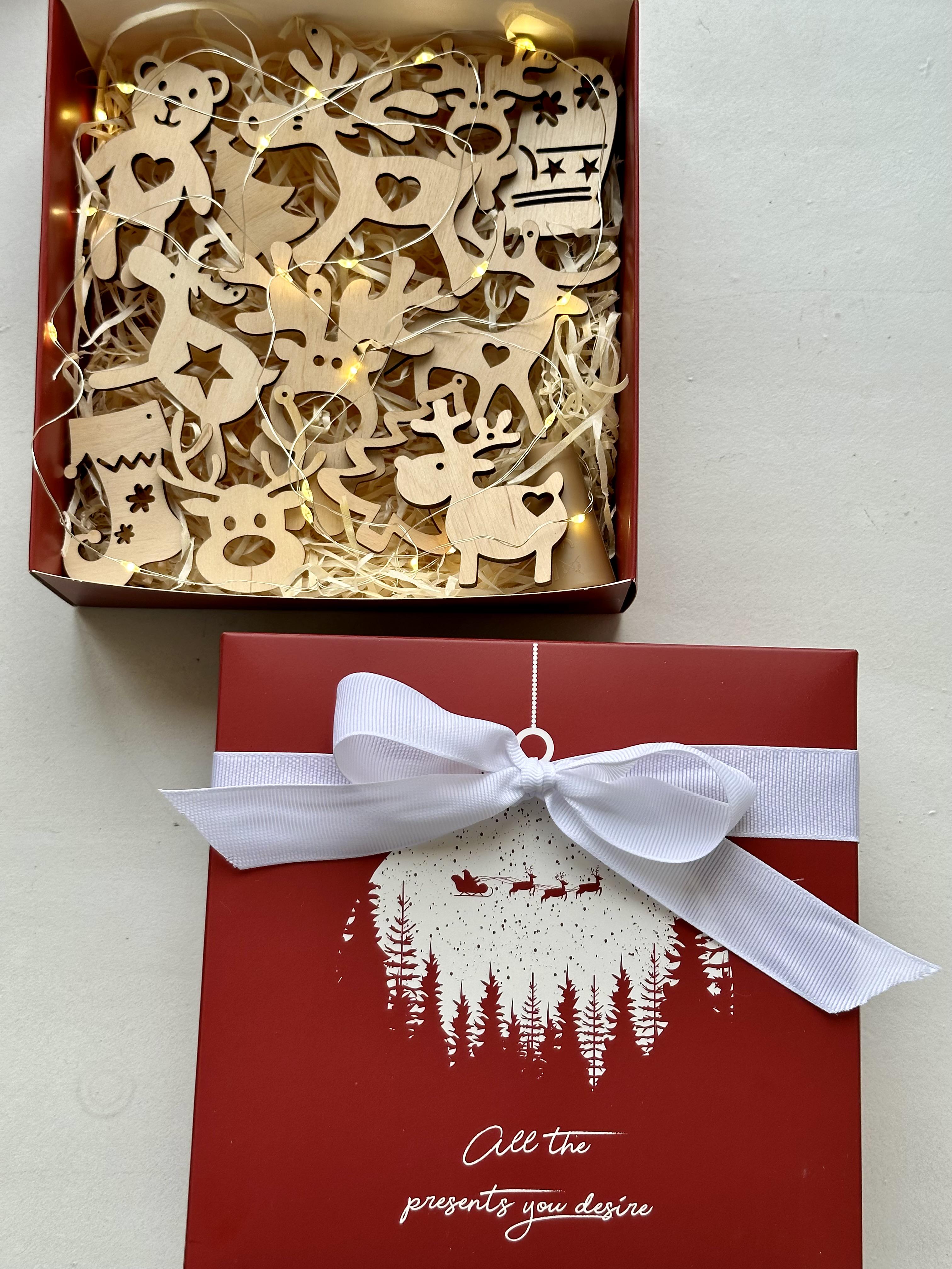 Набір з іграшками дерев'яними новорічними 12 шт. - фото 4