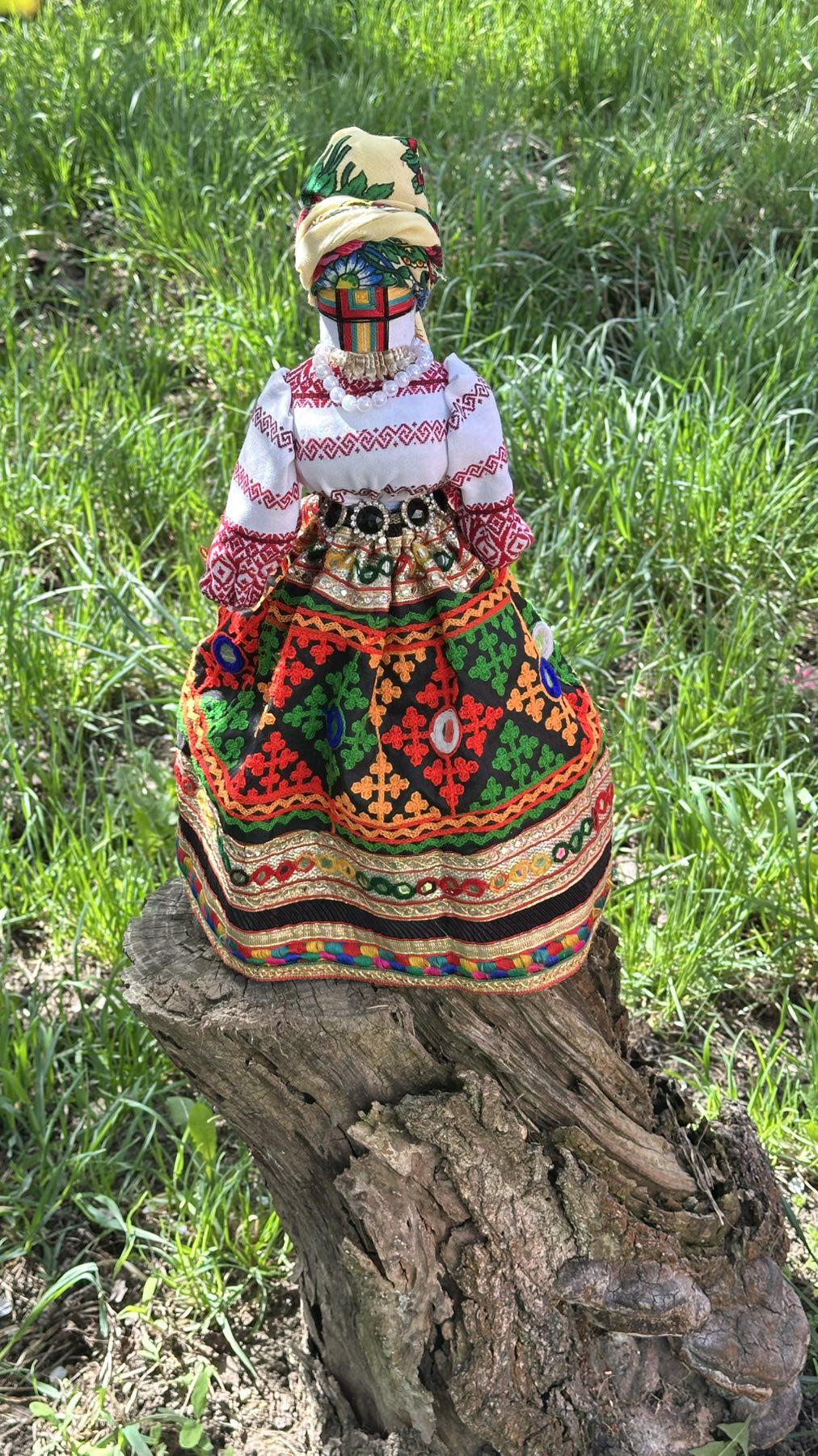 Лялька мотанка ручної роботи MTNK 43 см Різнокольоровий (27482)