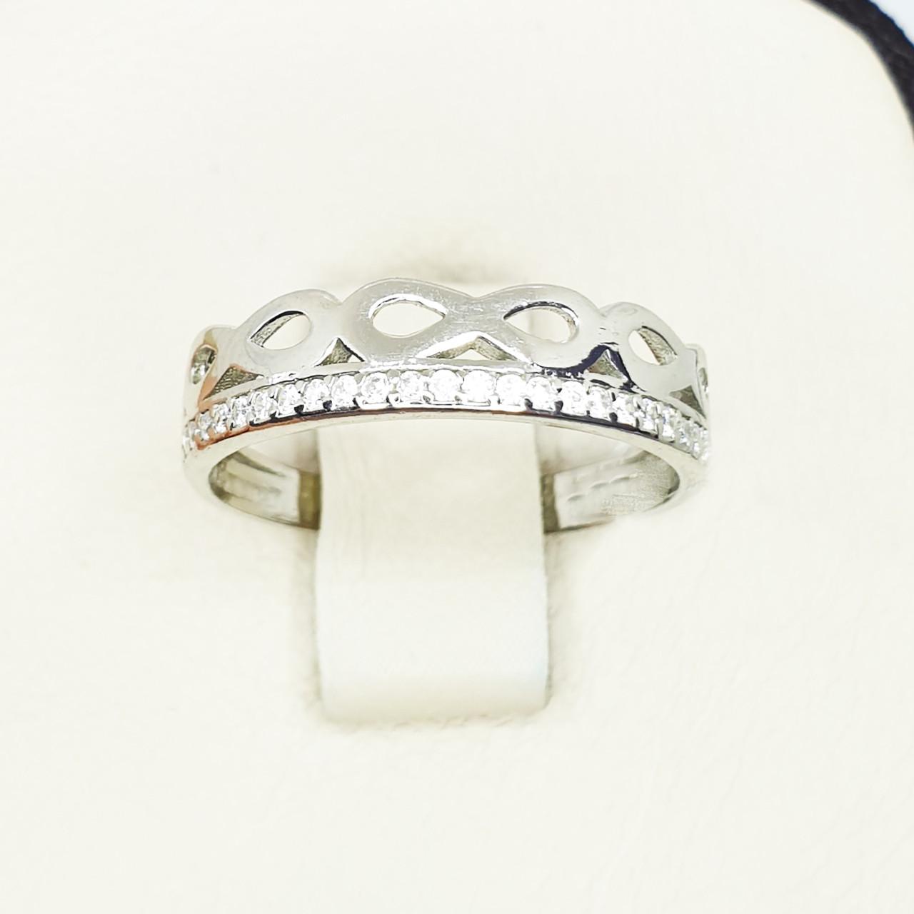 Кольцо серебряное с кубическим цирконием р. 18 1,96 г (1584706781)