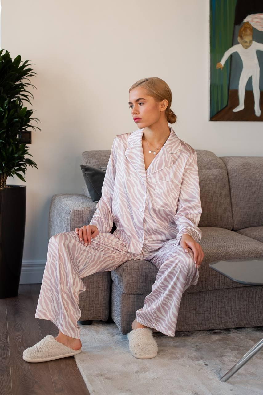 Піжама жіноча сатинова шовкова штани/сорочка M Пудровий (3030235) - фото 2 Піжама жіноча сатинова шовкова штани/сорочка M Пудровий (3030235) - фото 2