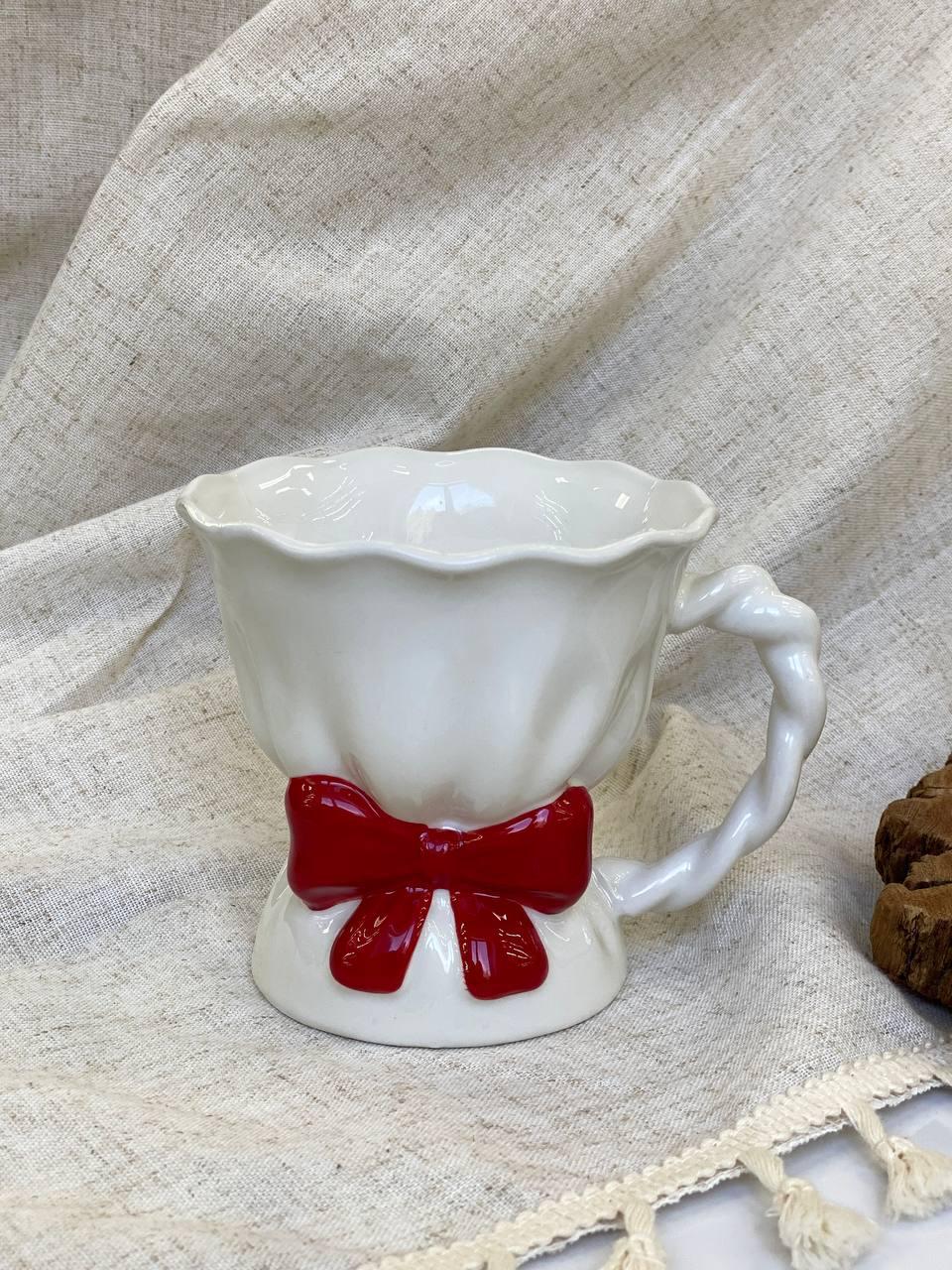 Чашка Olens Червоний бант кераміка 450 мл Білий з червоним (8030-446)
