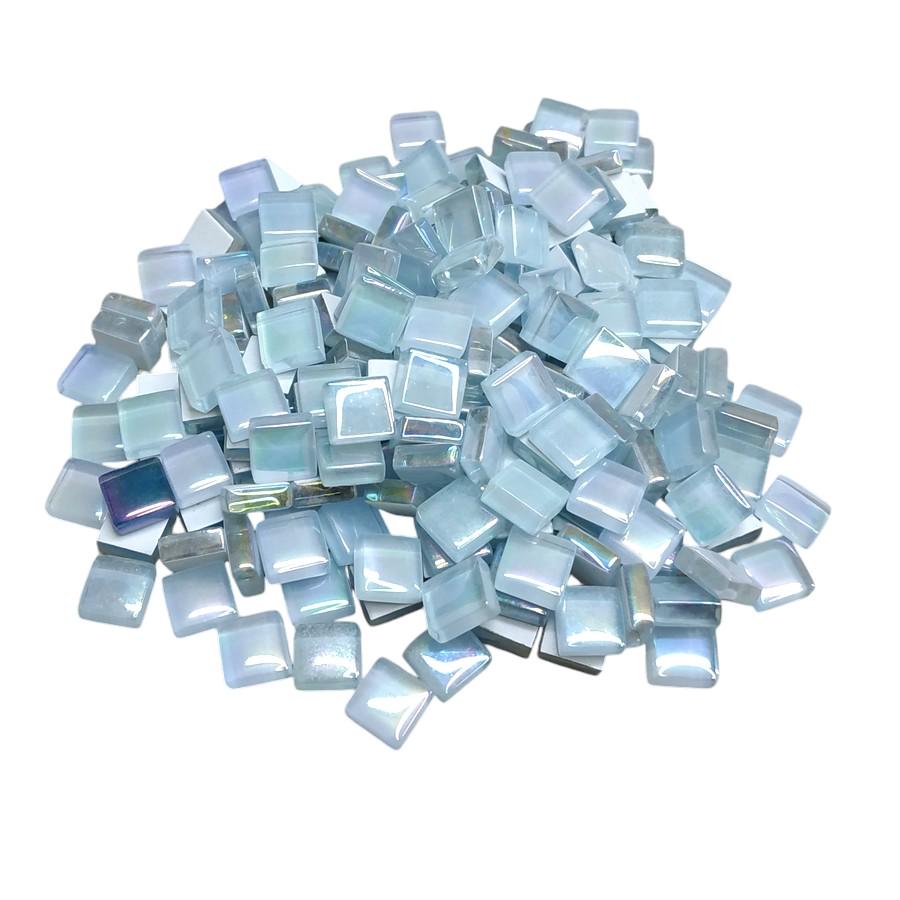 Набор кусочков мозаики квадратных из стекла 200 г 1х1 см Светло-голубой перламутр (7981)
