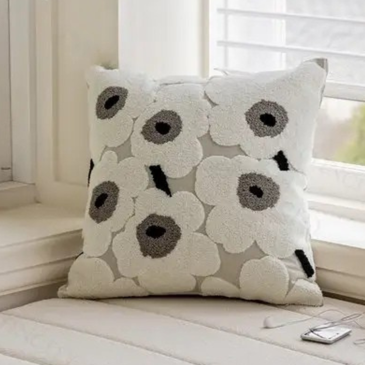 Наволочка декоративная хлопок с эффектным цветочным узором квадратная 45х45 см Серый с белым (60077)