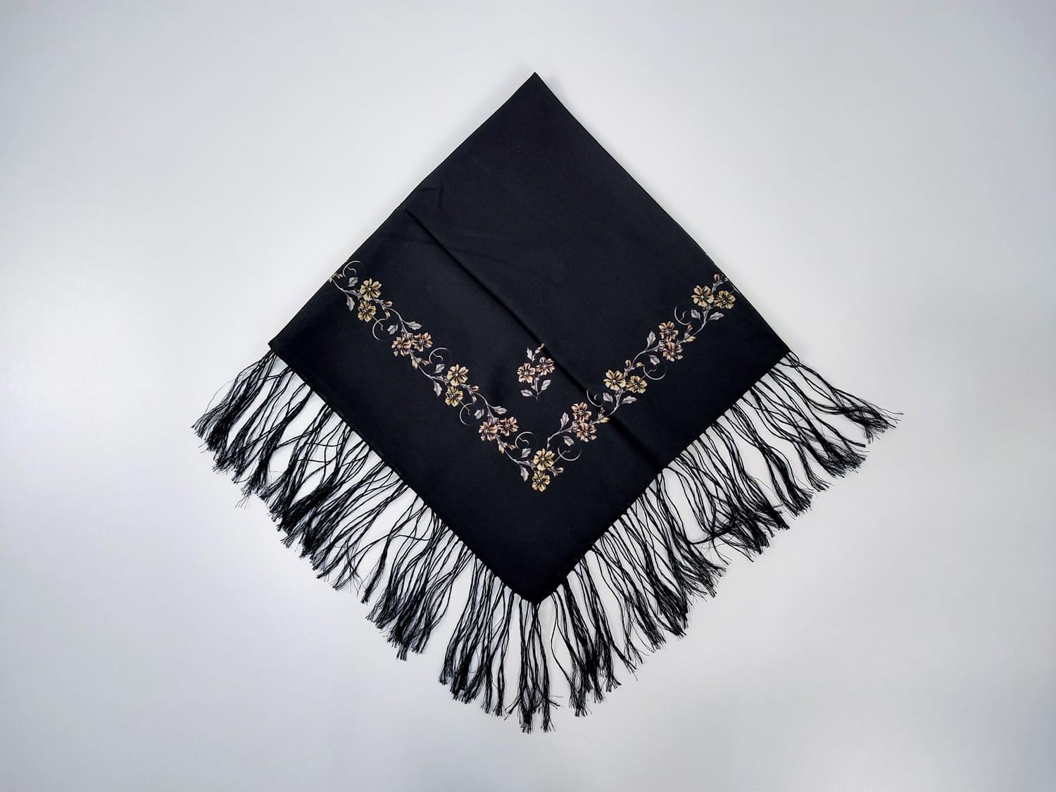 Платок с тороками Нить традиций 80x80 см Черный с коричневым (30314560)