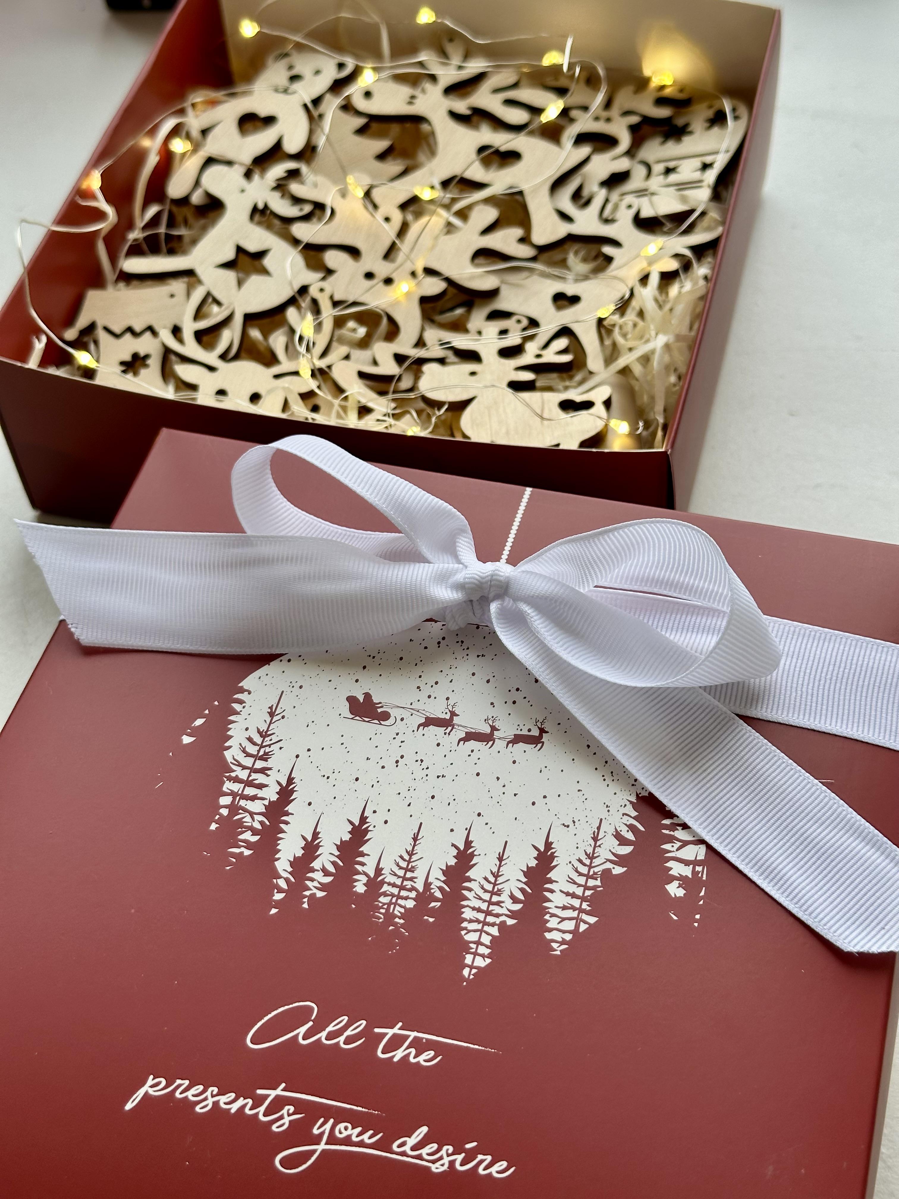 Набір з іграшками дерев'яними новорічними 12 шт. - фото 11