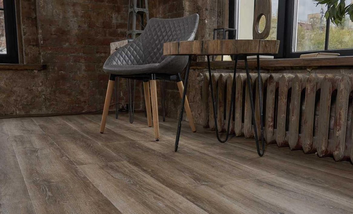 Ламинат виниловый замковый Ceramo Vinilam click 4,5 мм 8895 Дуб биль (na-20200/16)