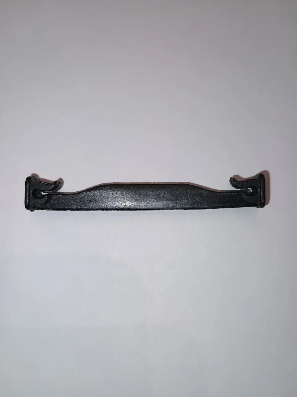 Затискач-гачок для підв'язки виноградної лози 1,8-2,6 мм 1000 шт. Чорний - фото 5 Затискач-гачок для підв'язки виноградної лози 1,8-2,6 мм 1000 шт. Чорний - фото 5