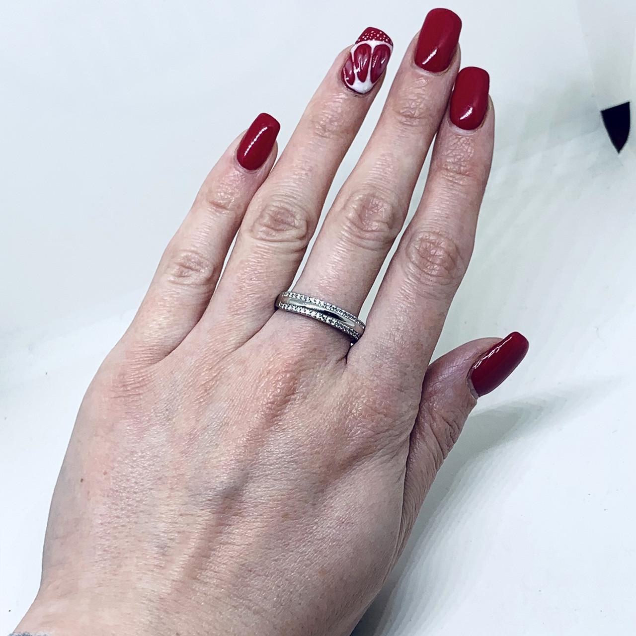 Кольцо серебряное с кубическим цирконием р. 17,5 2,23 г (1549114169)