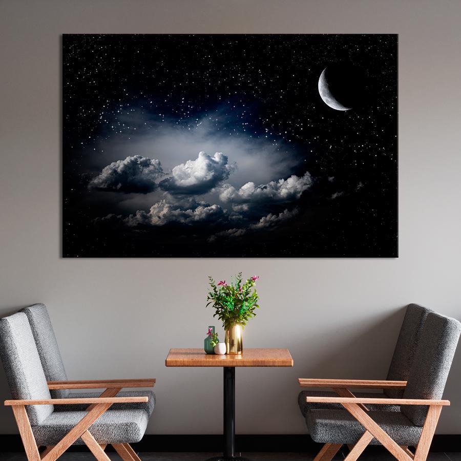Картина на холсте Луна и облака в космосе 80x54 см (V201-1_L) Картина на холсте Луна и облака в космосе 80x54 см (V201-1_L)