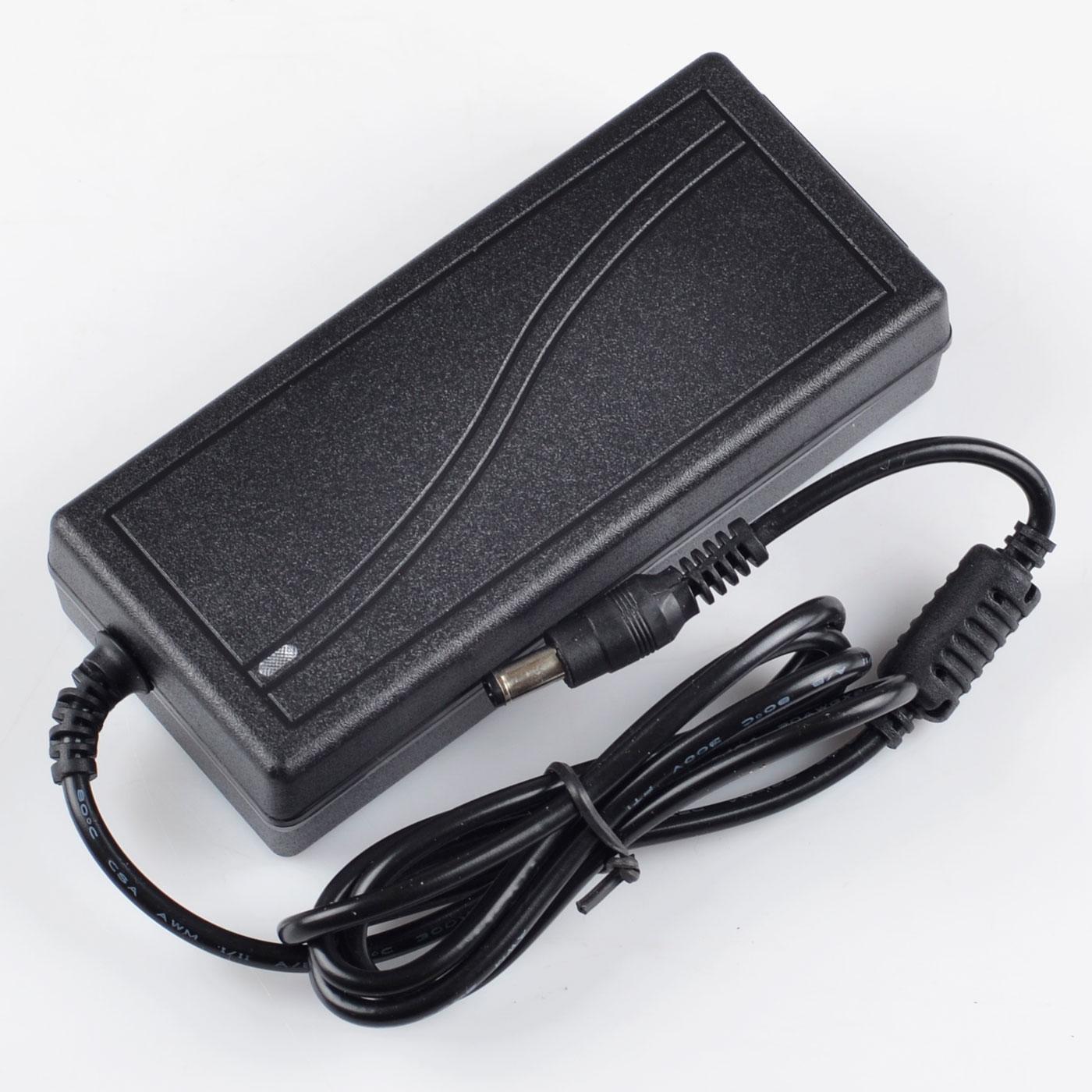 Блок питания VENOM розеточный 12 V 36 Вт (4163) - фото 2 Блок питания VENOM розеточный 12 V 36 Вт (4163) - фото 2