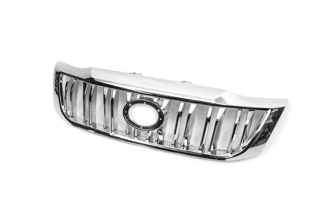 Передняя решетка Carmos для Toyota Hilux 2006-2015 пластик 62655