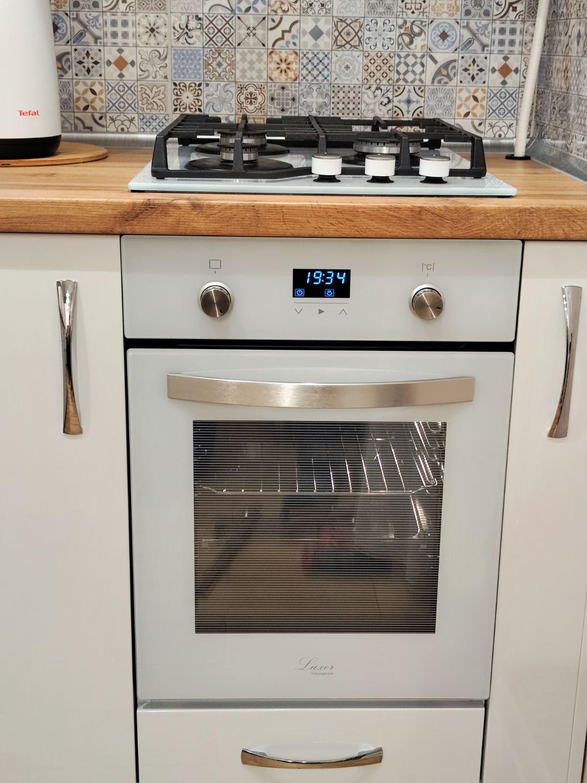 Духовой шкаф электрический Luxor HB 4510 WH Blütenweiß 9 программ (4545) - фото 8 Духовой шкаф электрический Luxor HB 4510 WH Blütenweiß 9 программ (4545) - фото 8