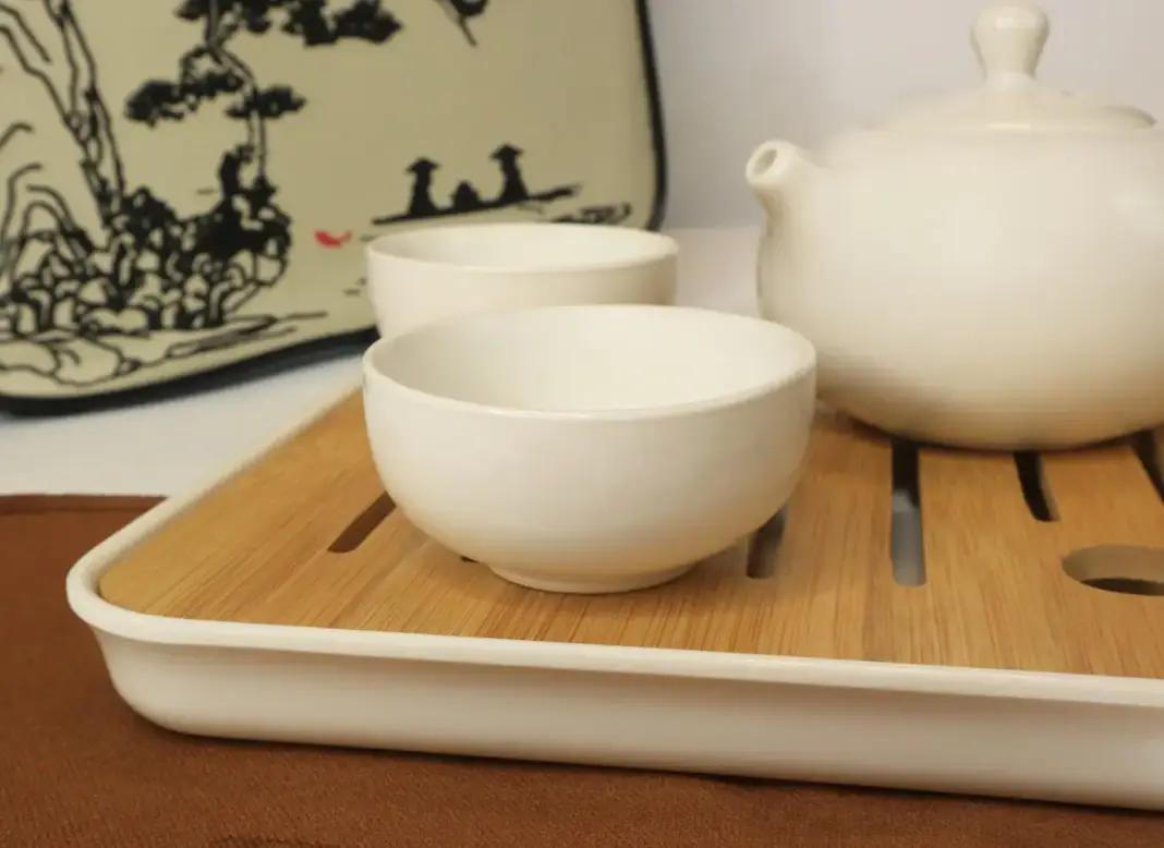 Набір чайний портативний для 4 персон порцеляновий 10 пр. Білий (650145) - фото 4 Набір чайний портативний для 4 персон порцеляновий 10 пр. Білий (650145) - фото 4