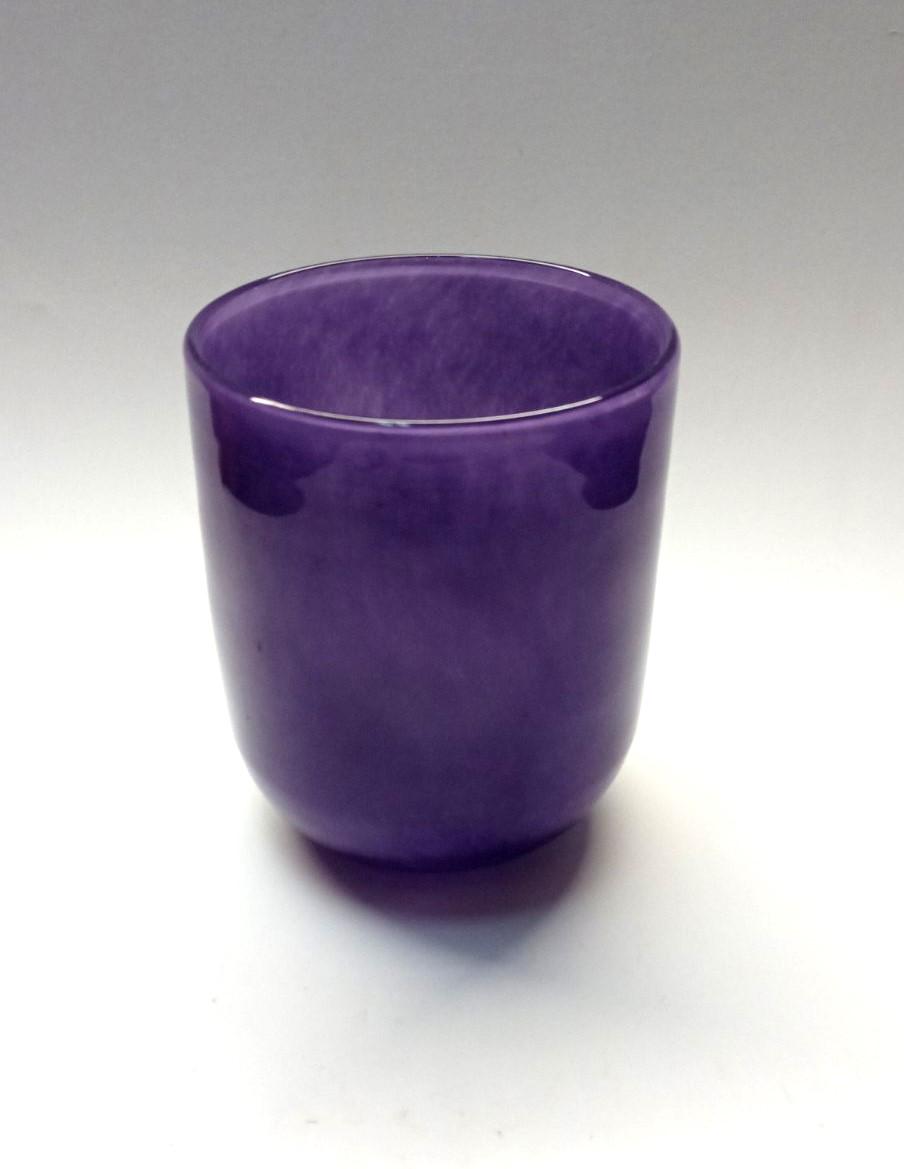 Ваза стеклянная Гутняр 18х16 см Фиолетовый - фото 2 Ваза стеклянная Гутняр 18х16 см Фиолетовый - фото 2