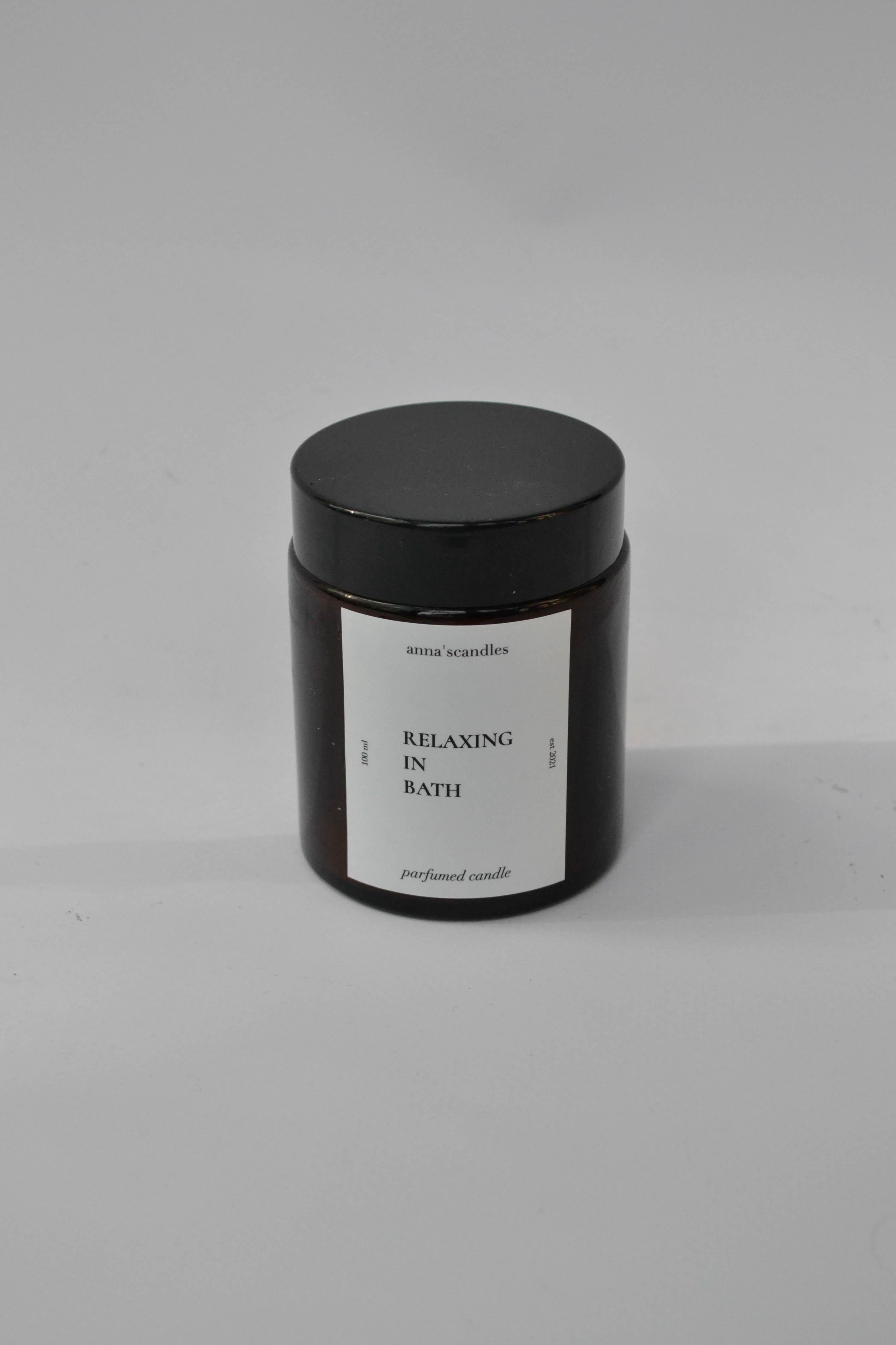 Аромасвічка соєва anna'scandles RELAXING IN BATH у склі 100 мл (24238495)