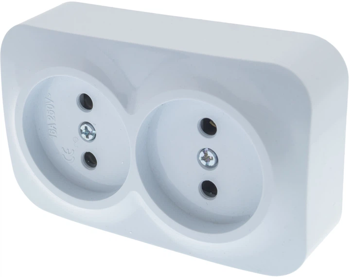 Розетка накладная Quantum двойная 16А Белый (2687А)