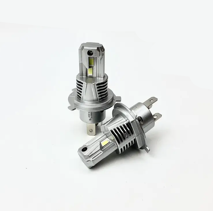 Автомобильные лампы E5 H4 6500K 2 шт. (00305)
