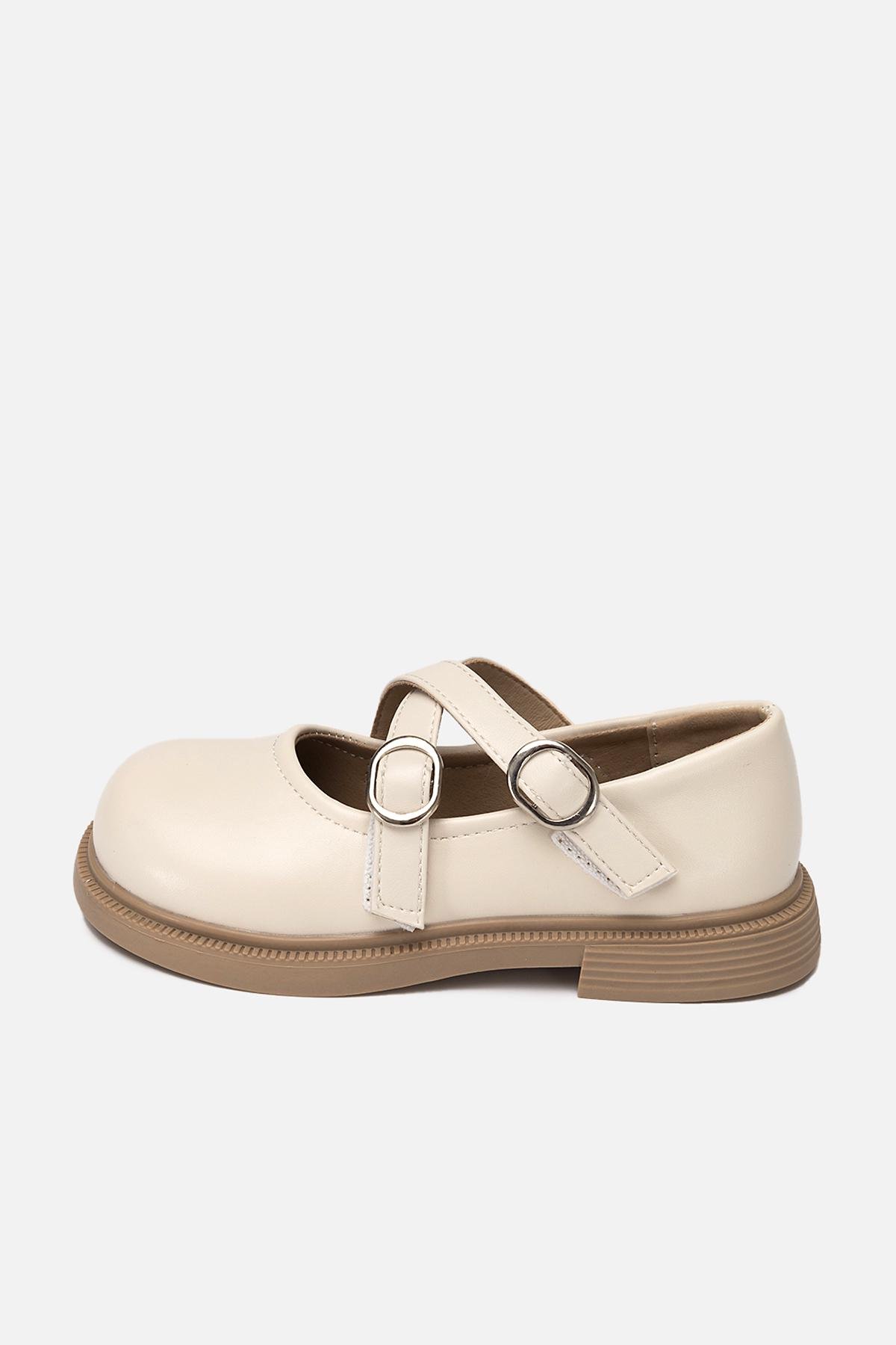 Туфли на плоской подошве для девочки р. 34 Молочный (SKT000995523)