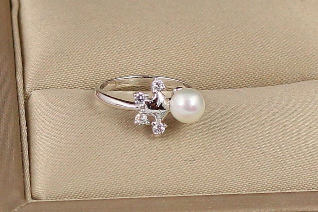 Кольцо Xuping Jewelry Снежинка с жемчужиной р. 13 Серебристый