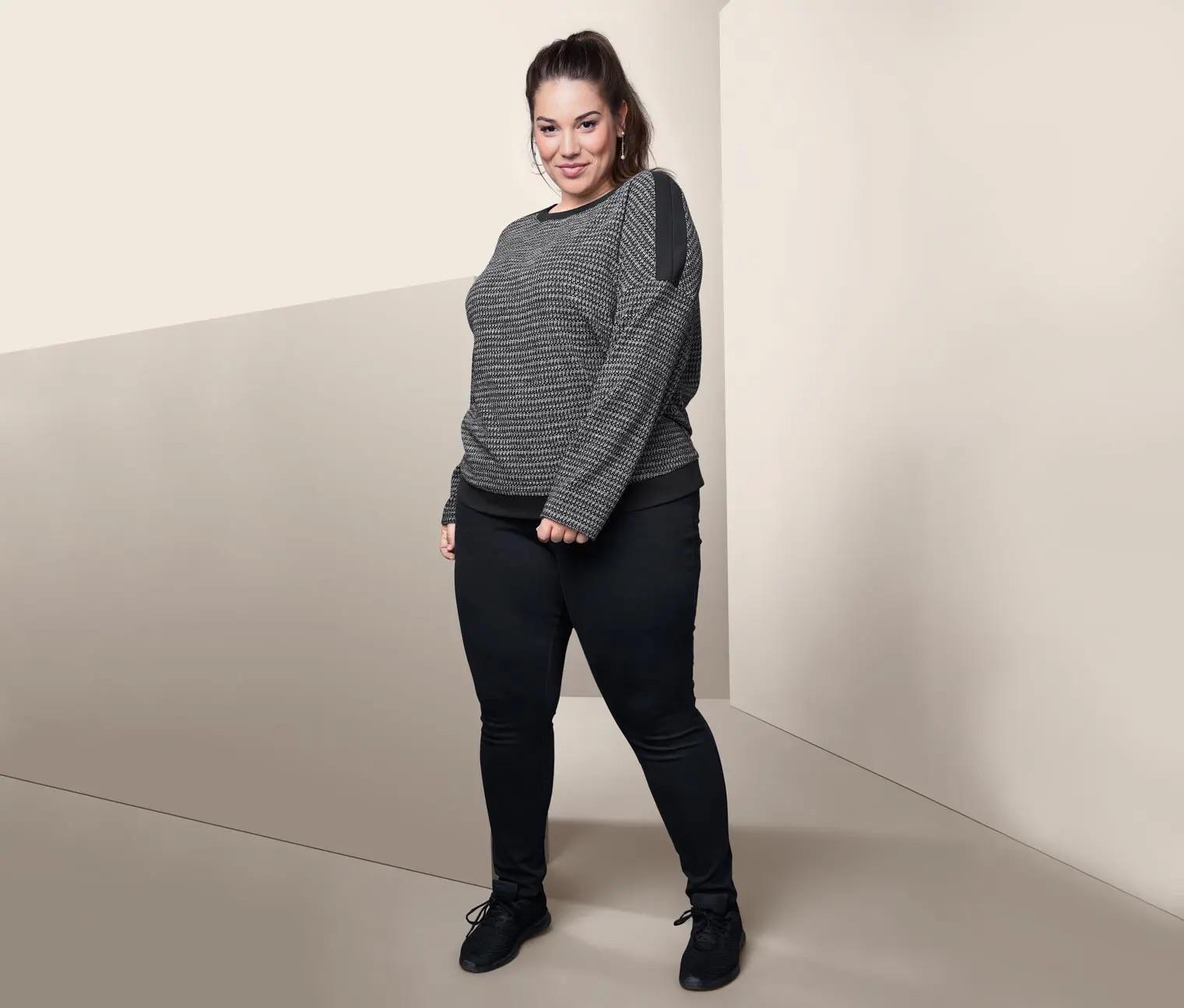 Светр TCM Tchibo T1674806627 р. 36/38 Чорний/Білий (2077420775) - фото 4 Светр TCM Tchibo T1674806627 р. 36/38 Чорний/Білий (2077420775) - фото 4