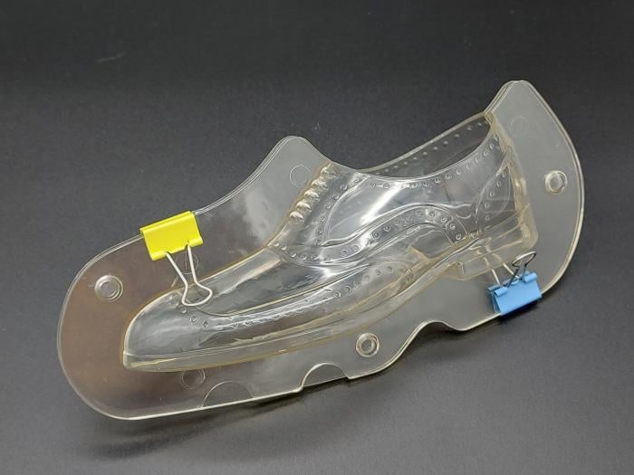 Поликарбонатная форма для шоколада 3D Ботинок 17 х 6 cm H 6 cm 18723 Поликарбонатная форма для шоколада 3D Ботинок 17 х 6 cm H 6 cm 18723