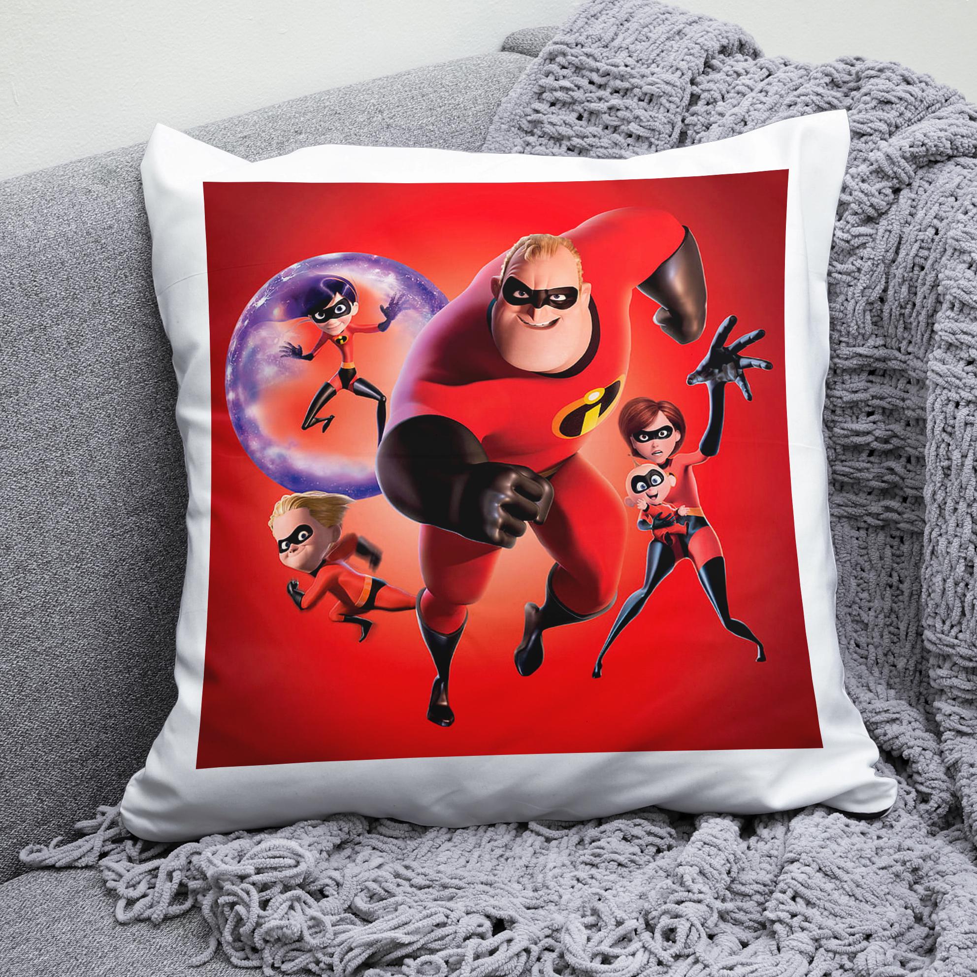 Плюшевая подушка квадрат с принтом Суперсемейка The Incredibles