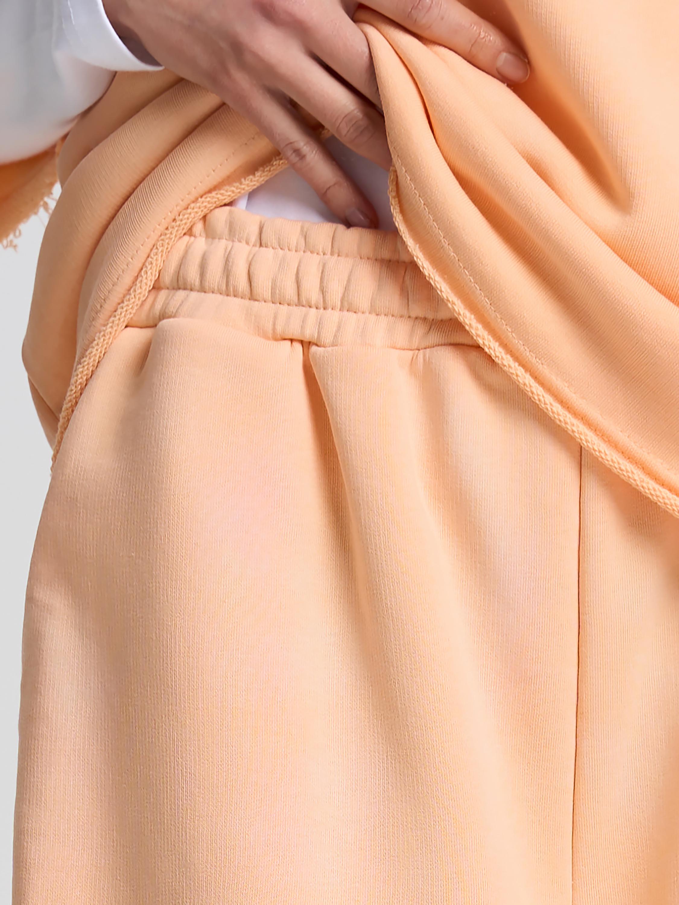 Шорти жіночі широкі з необробленим краєм ROZA 240612 XL Персиковий (4824005721212) - фото 4 Шорти жіночі широкі з необробленим краєм ROZA 240612 XL Персиковий (4824005721212) - фото 4