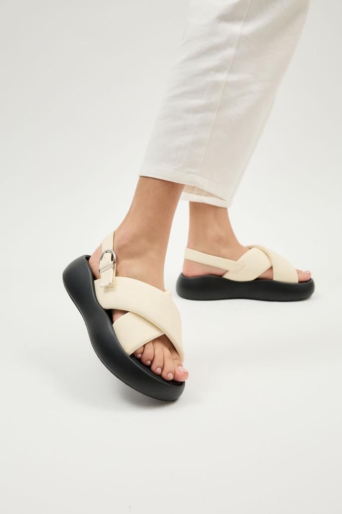 Босоніжки жіночі LONZA на платформі р. 40 Білий (198719) - фото 3 Босоніжки жіночі LONZA на платформі р. 40 Білий (198719) - фото 3