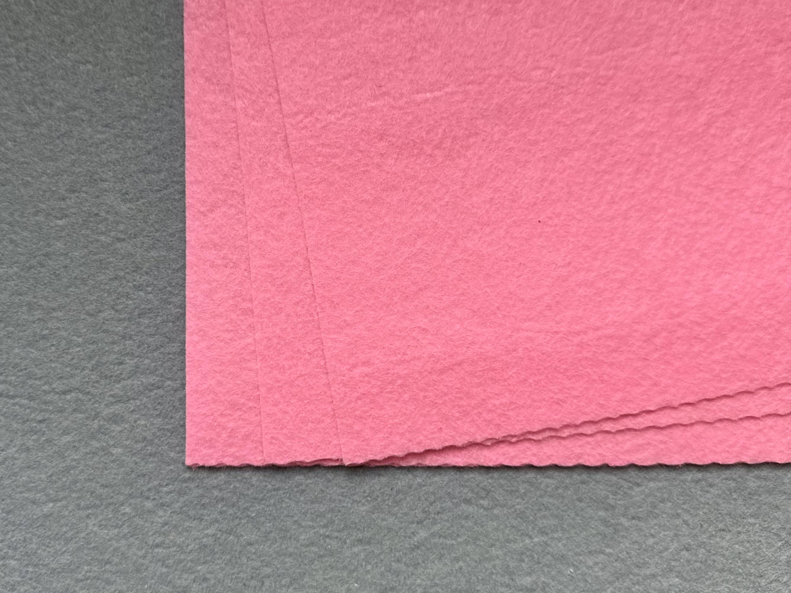 Фетр 1 мм А4 #38 Ярко-розовый (17279)