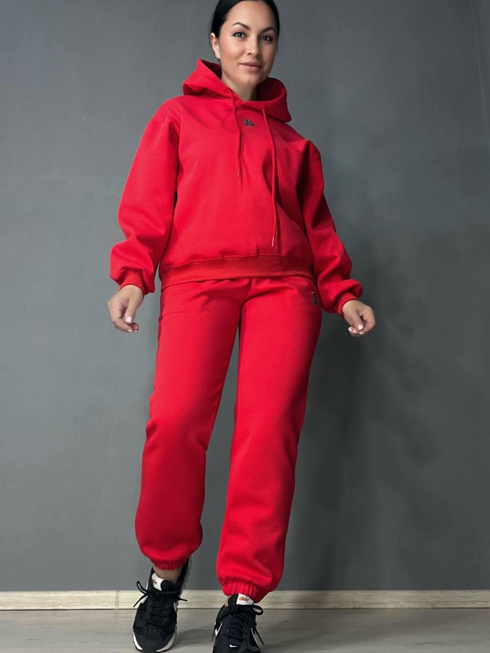 Костюм женский A-N 2735 худи с капюшоном и штаны джоггеры мишка XL Красный (2554) - фото 1 Костюм женский A-N 2735 худи с капюшоном и штаны джоггеры мишка XL Красный (2554) - фото 1