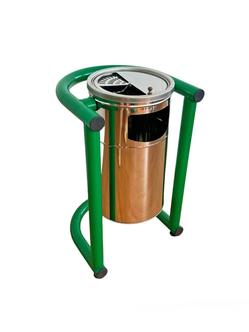 Урна-пепельница уличная MAXIFLOW из нержавеющей стали на подставке на 42 л (4505.5044S.430.00) Урна-пепельница уличная MAXIFLOW из нержавеющей стали на подставке на 42 л (4505.5044S.430.00)