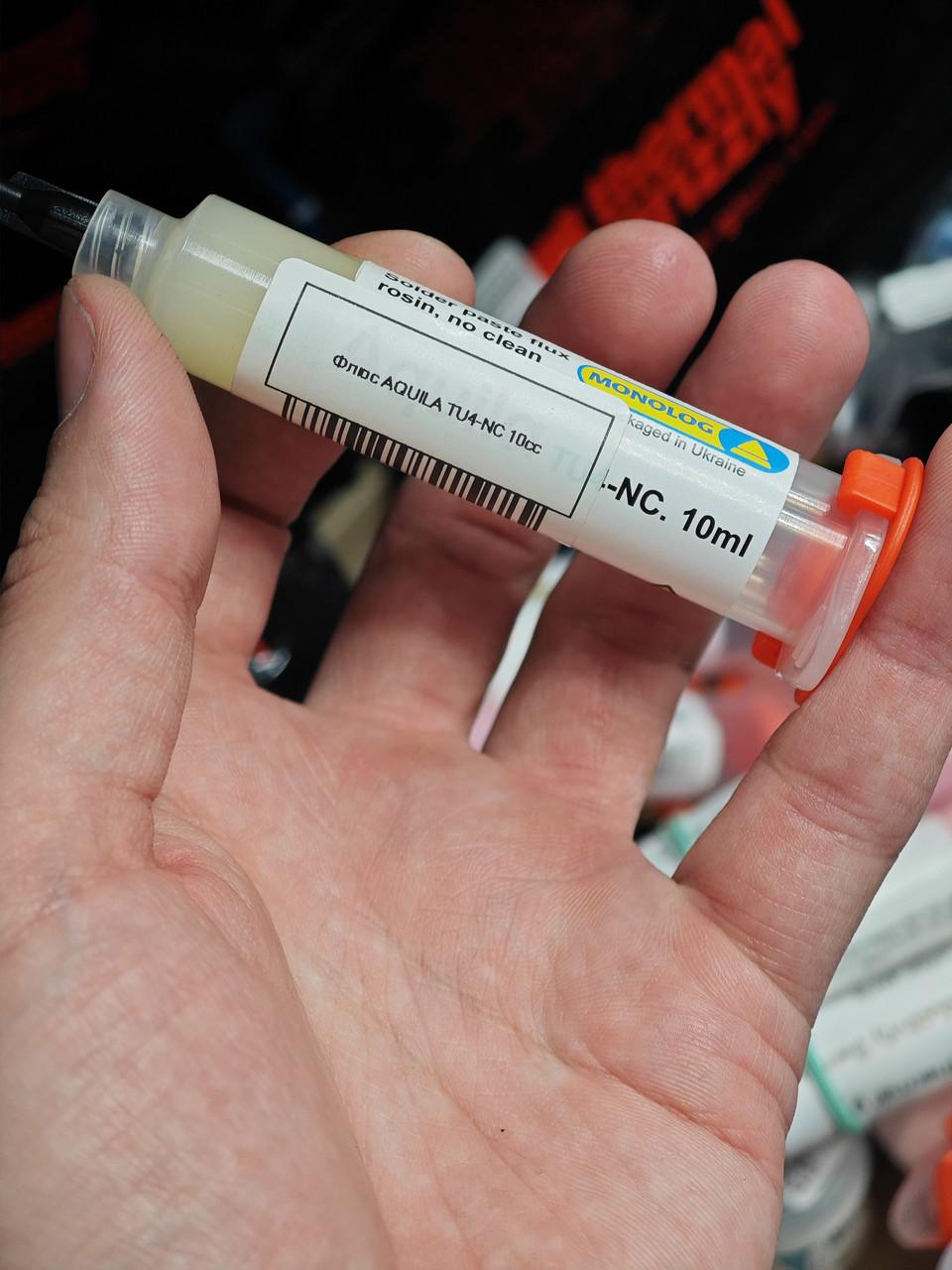 Әйелдер киіміндегі гейлердің порносы