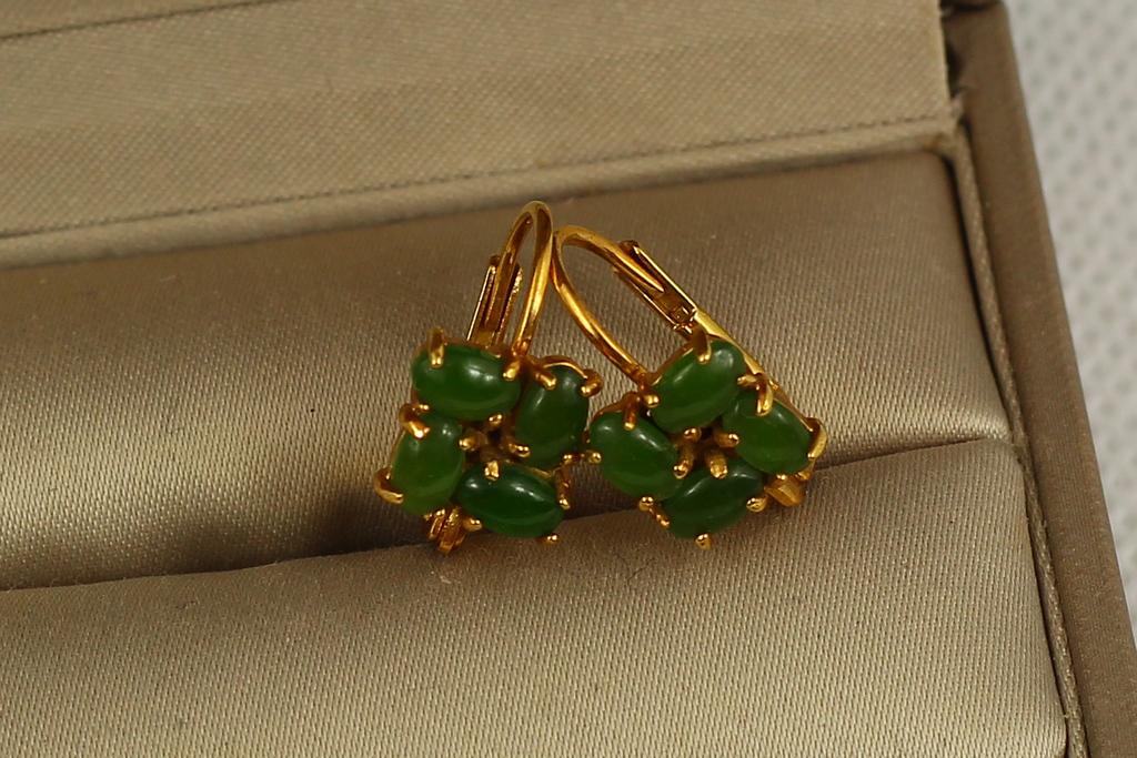 Серьги квадрат нефрит 1,7 см Золотистый (30627827)