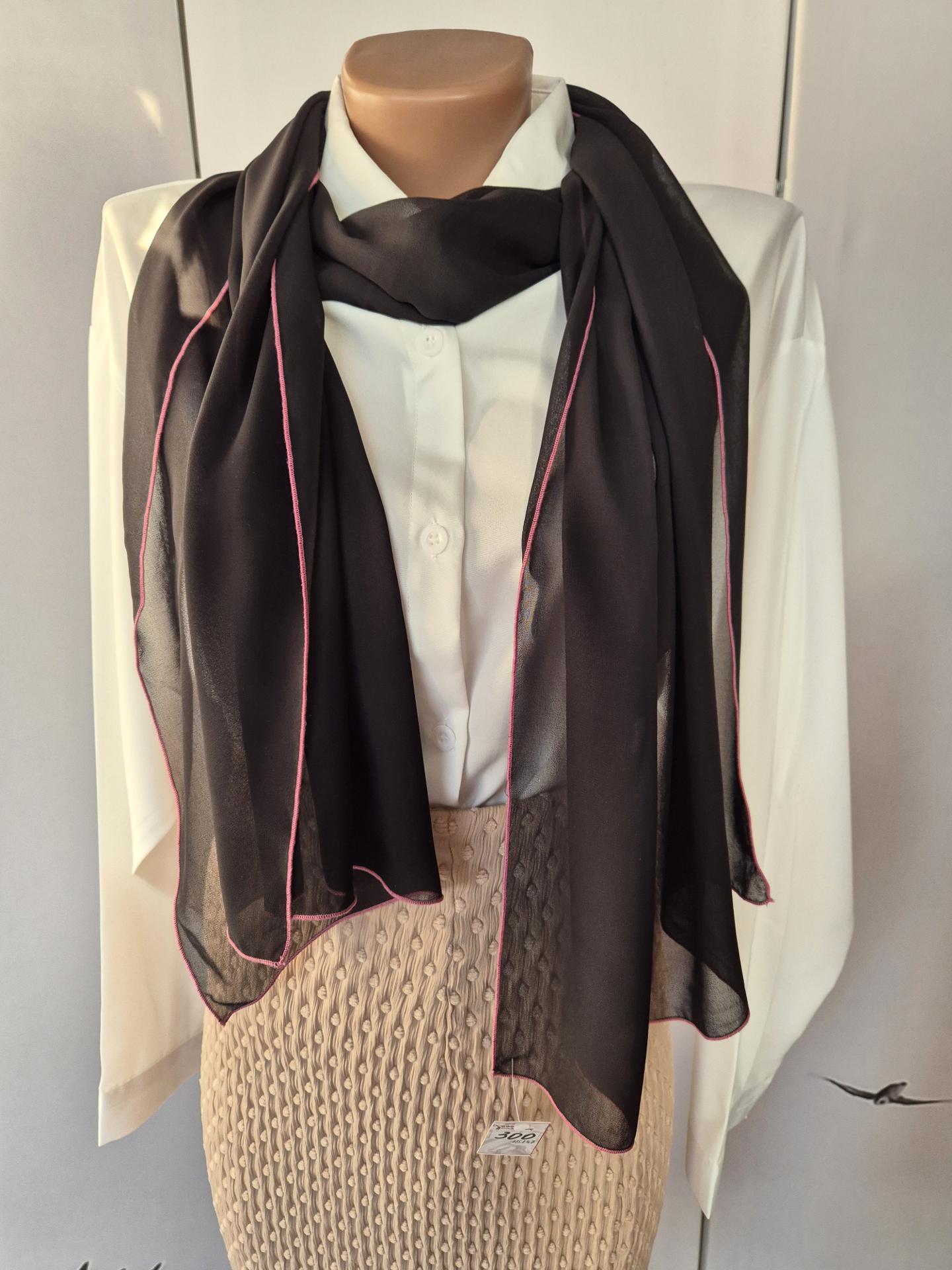 Шарф жіночий з бузковою окантовкою весна-осінь-літо 180х47 см Чорний (15147) - фото 7