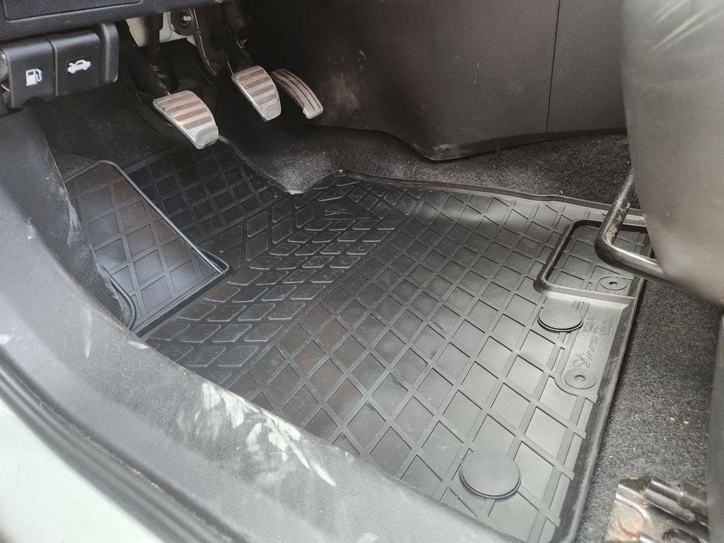 Гумові килимки Stingray для Nissan Qashqai 2010-2014рр. резина Чорний