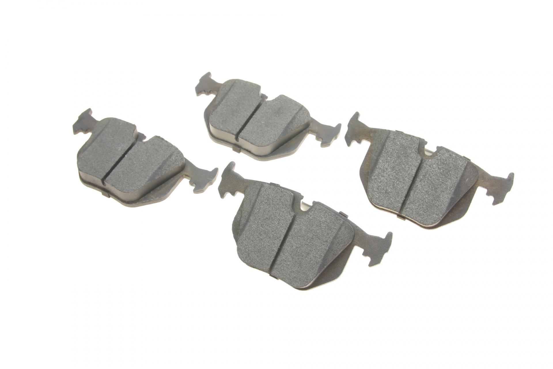 Колодки тормозные задние SOLGY BMW 3 E46/5 E39/7 E38/X3 E83/X5 E53 94- (209172)