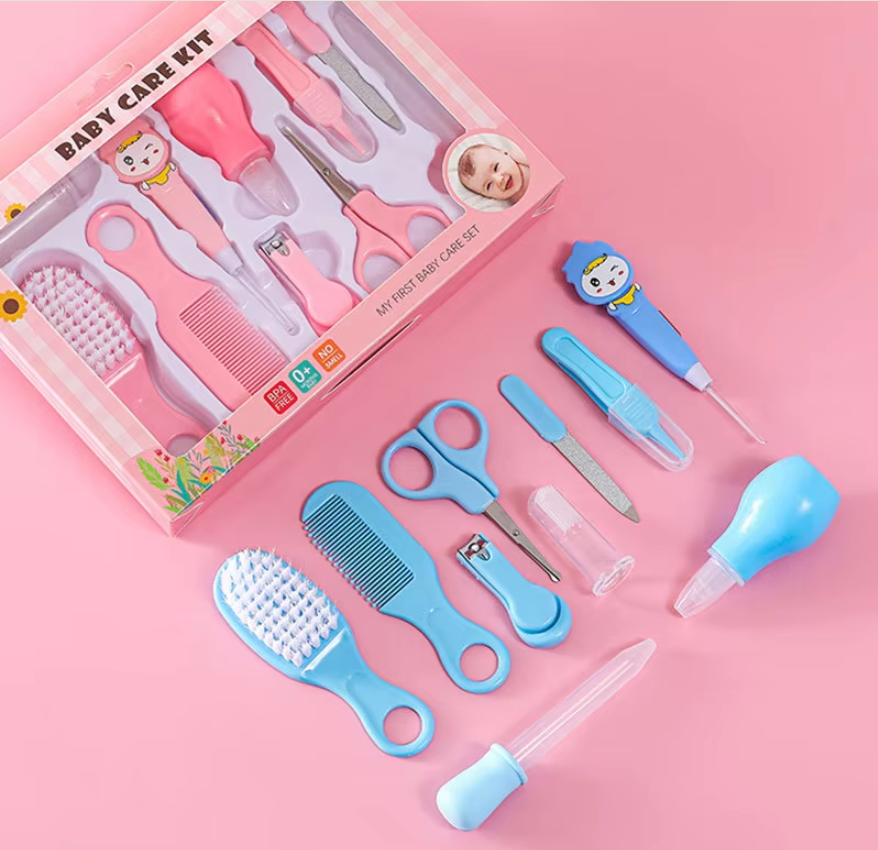 Маникюрный набор для новорожденных 10 предметов расческа/ножницы/кусачки/пилочка/пипетка Голубой (ST-017_blue) - фото 6 Маникюрный набор для новорожденных 10 предметов расческа/ножницы/кусачки/пилочка/пипетка Голубой (ST-017_blue) - фото 6