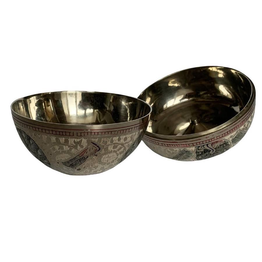 Цукерниця з різьбленням Silk Route 10х10 см та напиленням срібла латунь (1173) - фото 3 Цукерниця з різьбленням Silk Route 10х10 см та напиленням срібла латунь (1173) - фото 3