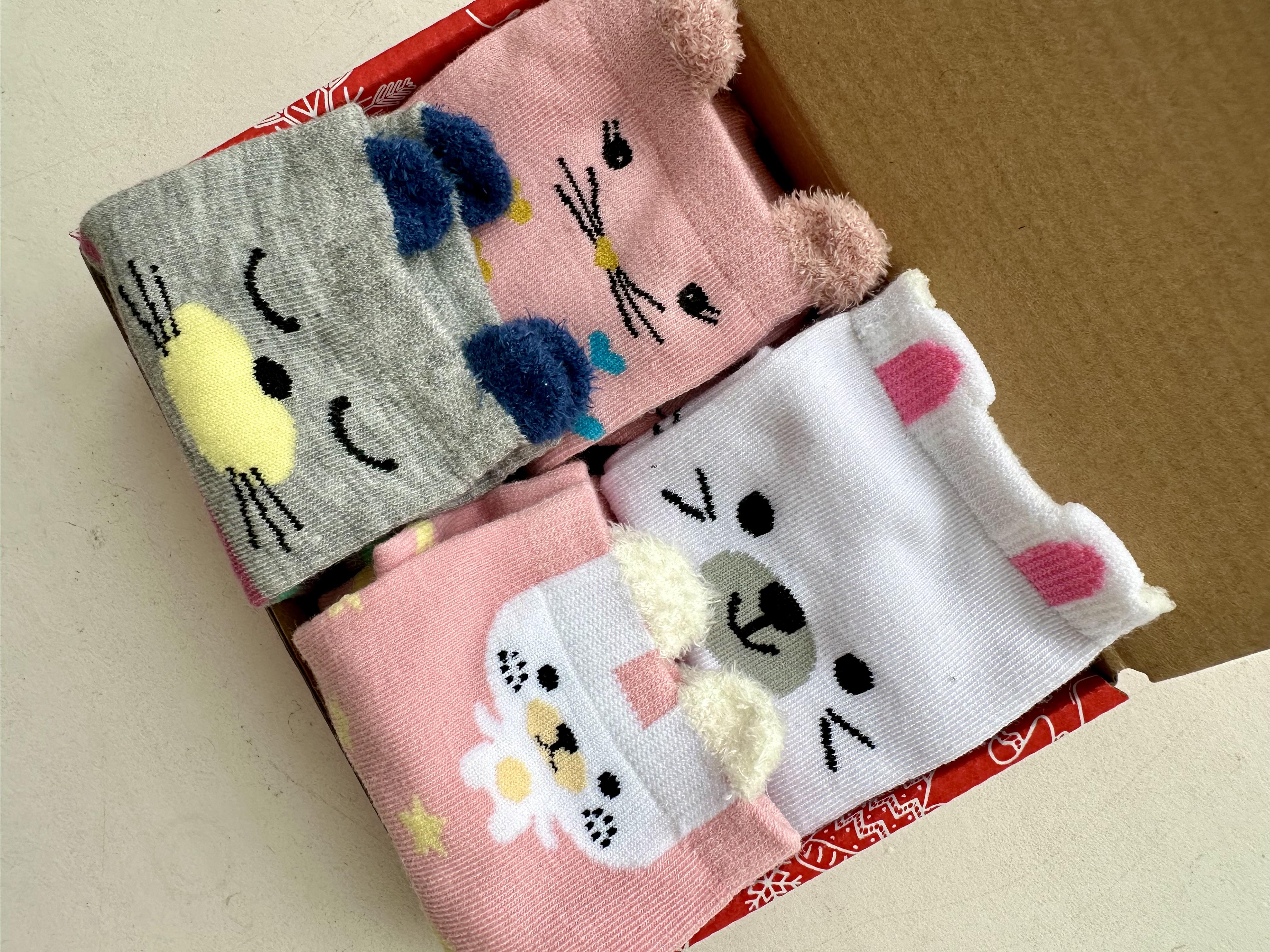 Набір новорічний шкарпеток для дівчинки (18-20) - фото 4 Набір новорічний шкарпеток для дівчинки (18-20) - фото 4