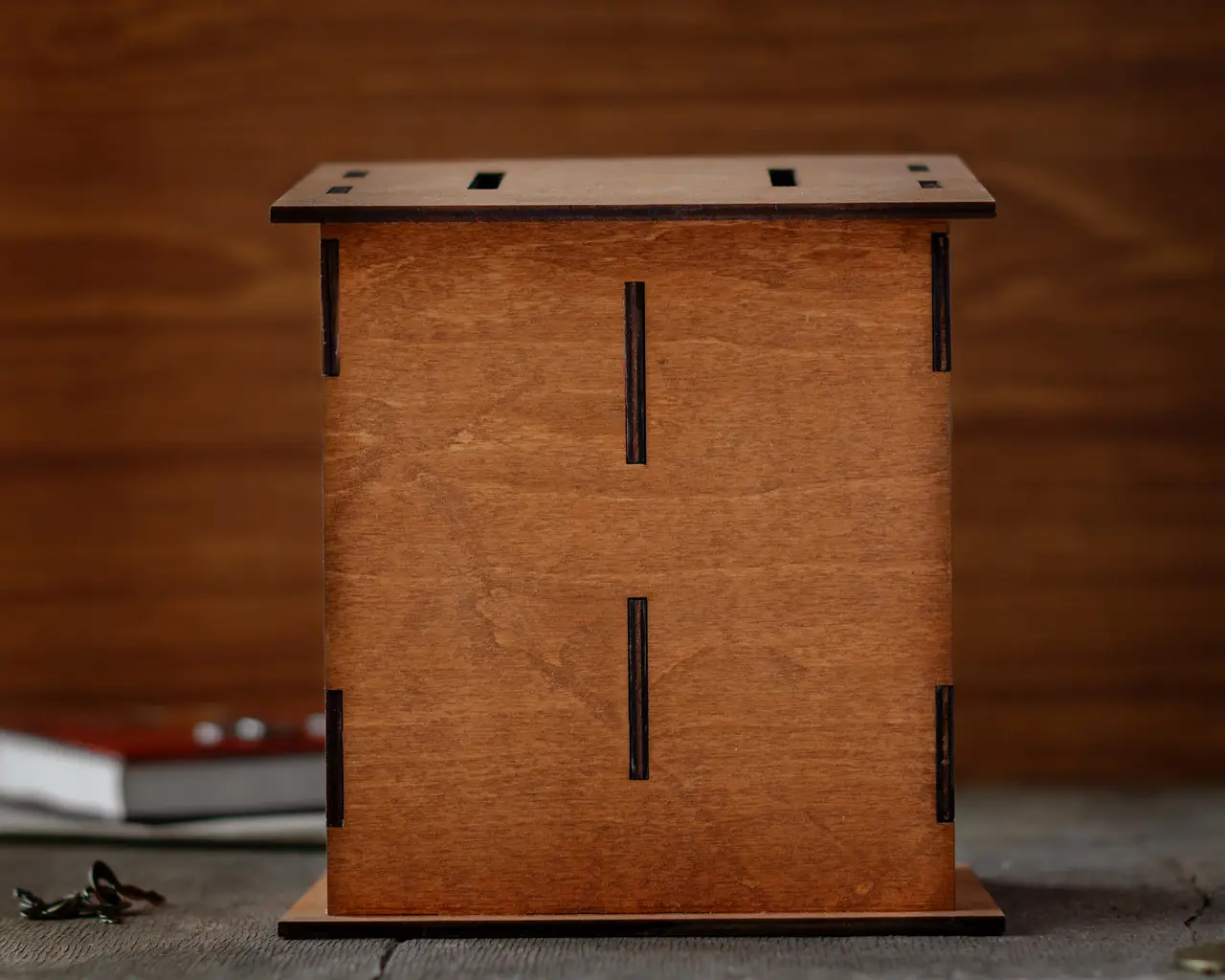 Скарбничка-туалет дерев'яна 18х14х11 см Світло-коричневий (piggy_bank) - фото 6 Скарбничка-туалет дерев'яна 18х14х11 см Світло-коричневий (piggy_bank) - фото 6