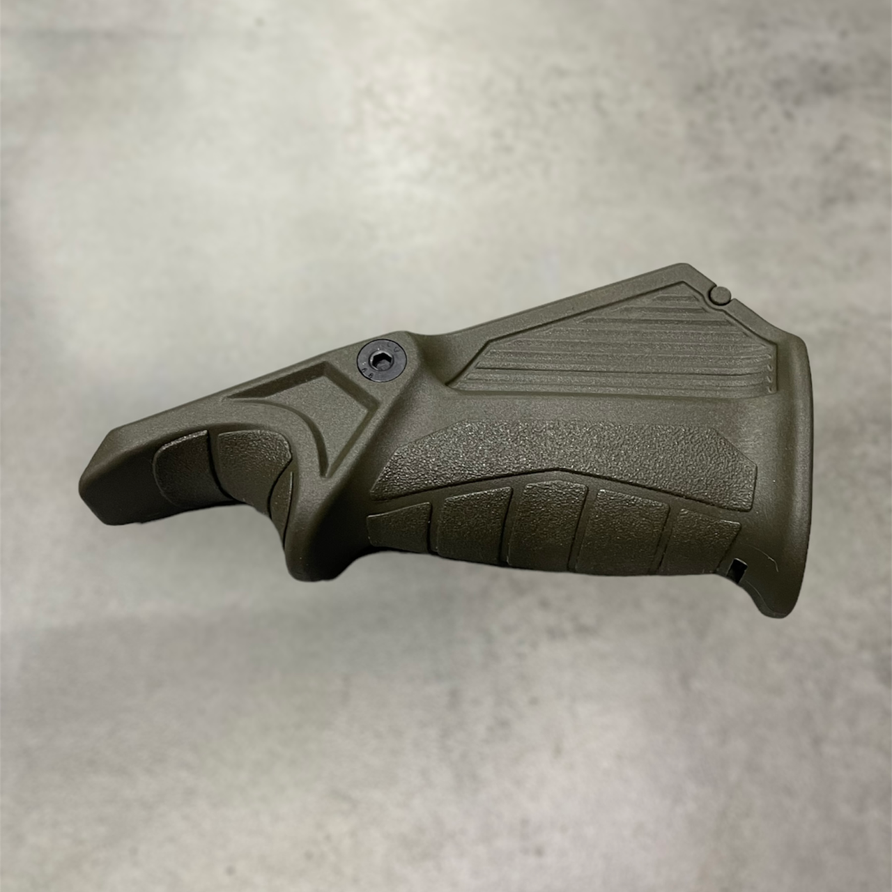 Рукоятка переноски огня DLG Tactical DLG-049 горизонтальная на планку Оливковый (1715216902) Рукоятка переноски огня DLG Tactical DLG-049 горизонтальная на планку Оливковый (1715216902)